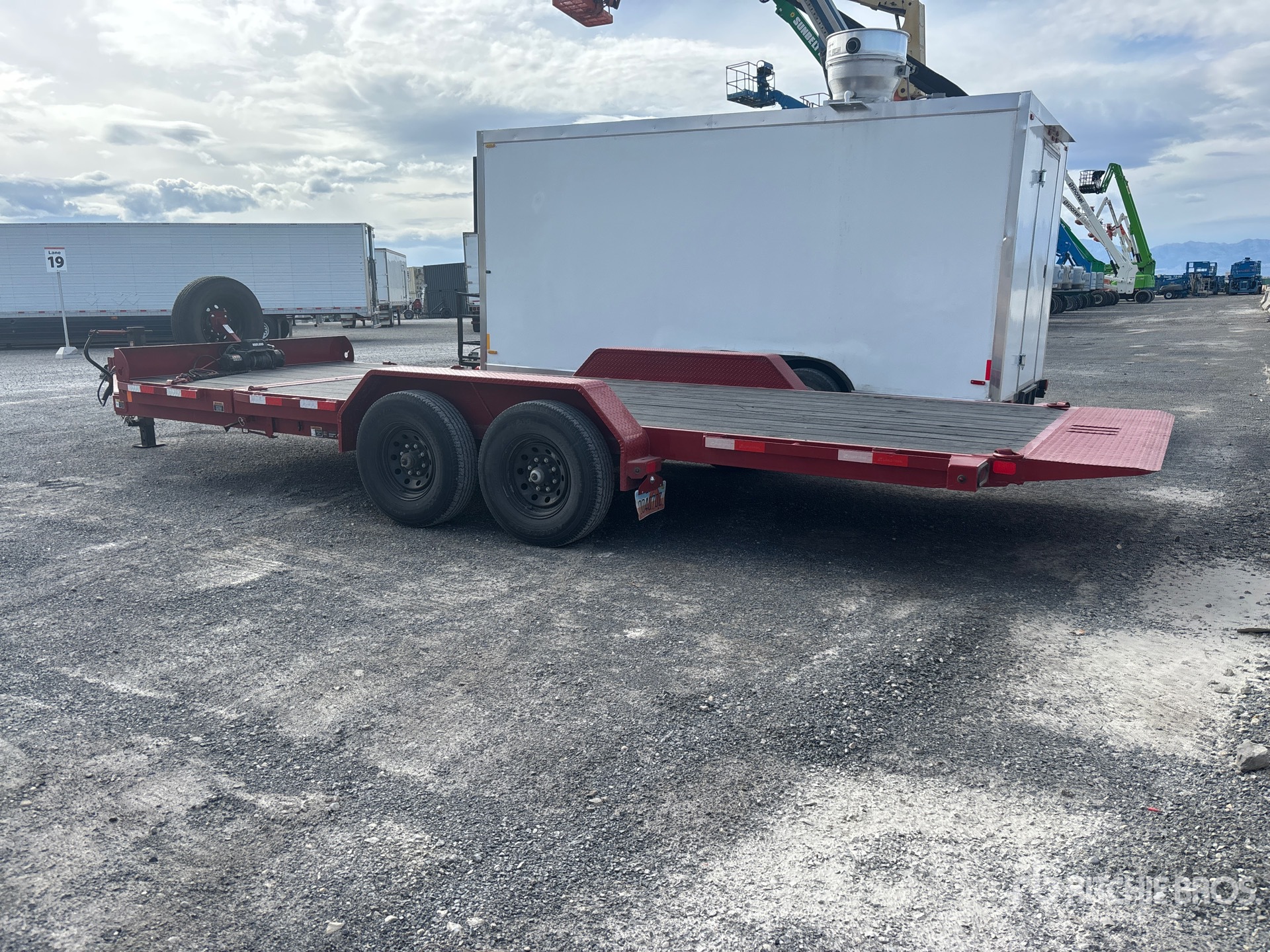 2025 Load Trail 7000 LB 21 FT T/A