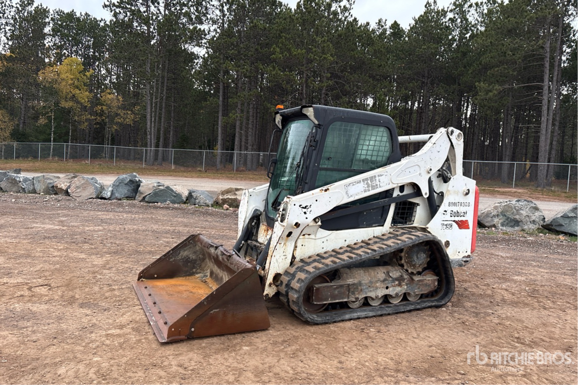 2017 Bobcat T590