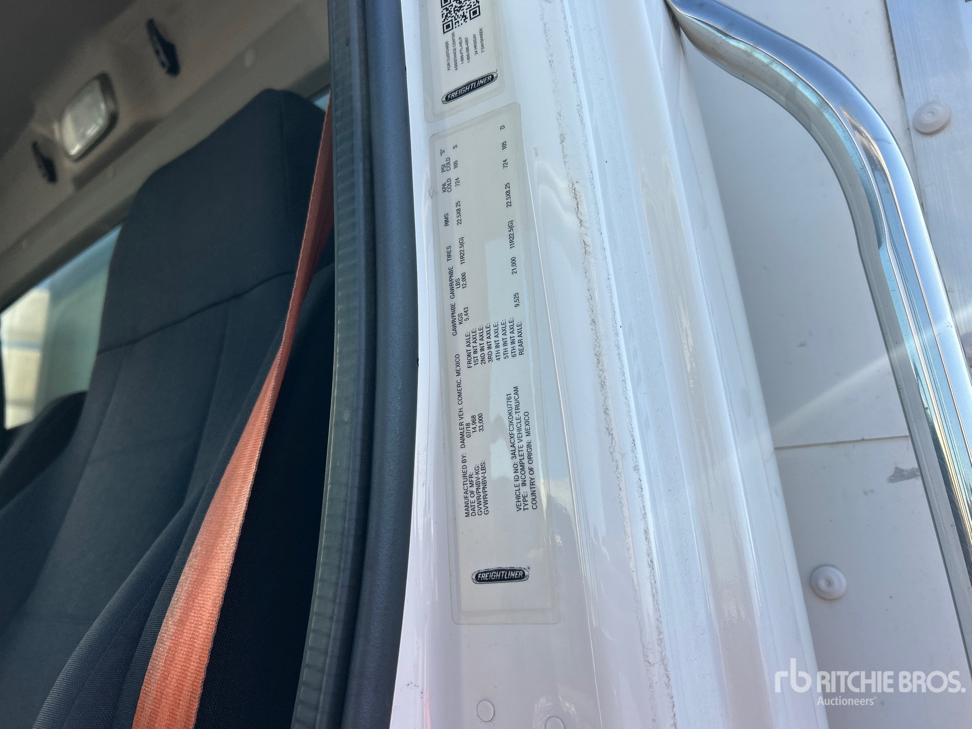 2019 Freightliner M2 106