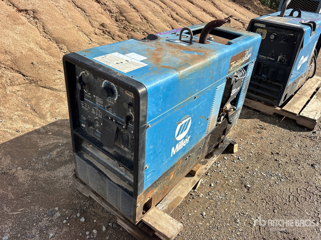 General Appearance with Image, coin avant gauche