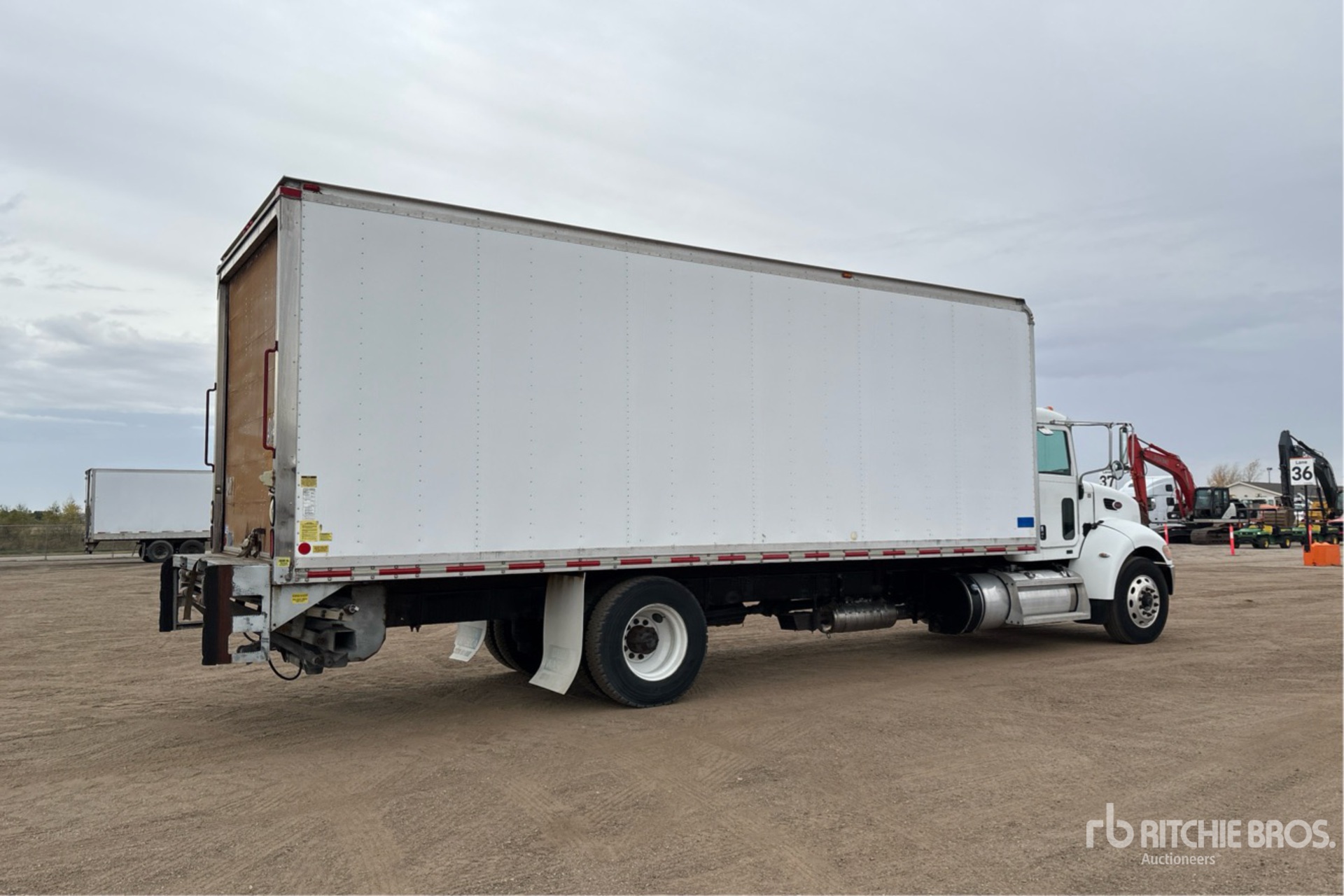 2014 Peterbilt 337