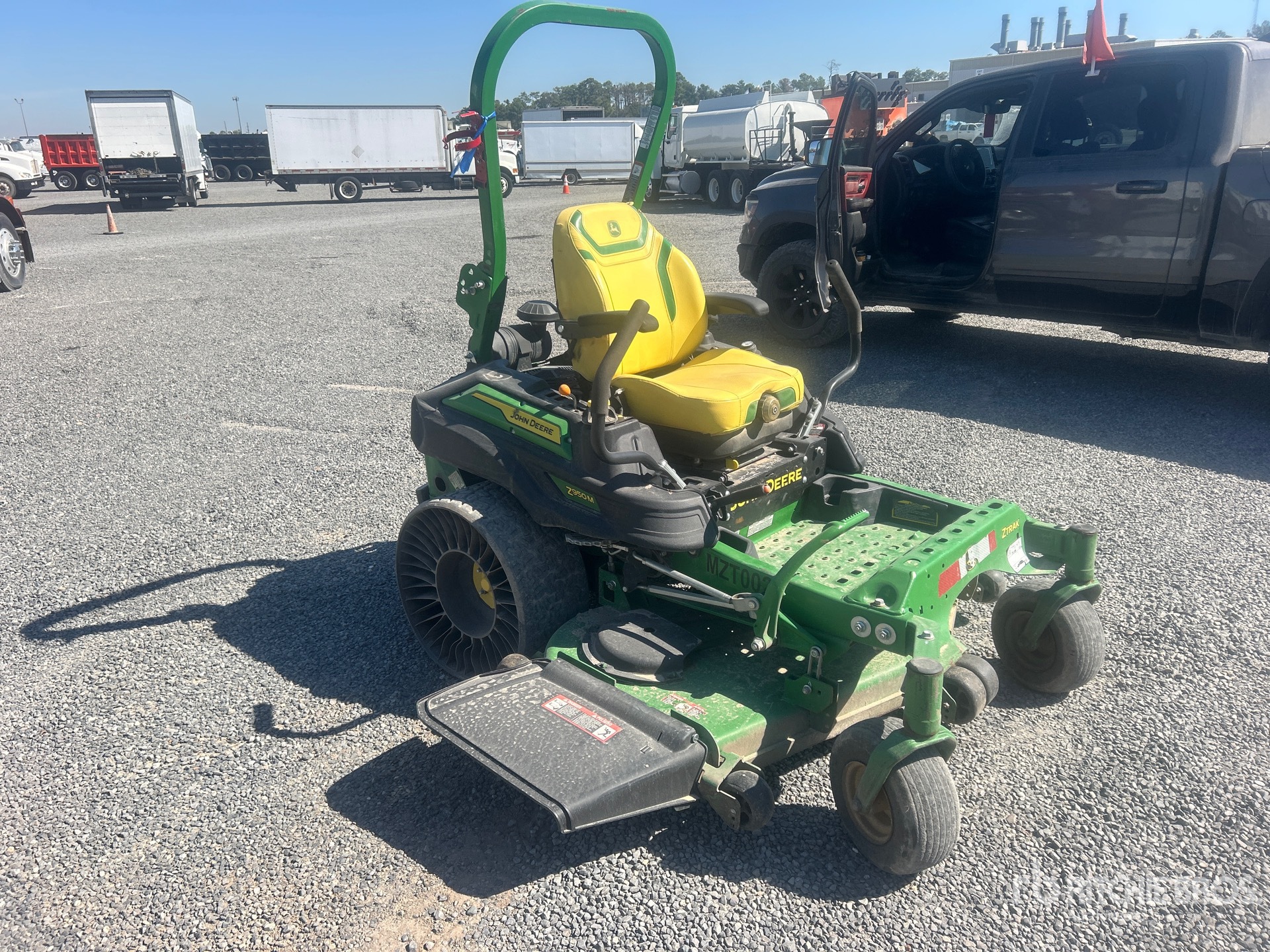 2023 John Deere Z950M ZTRAK M S