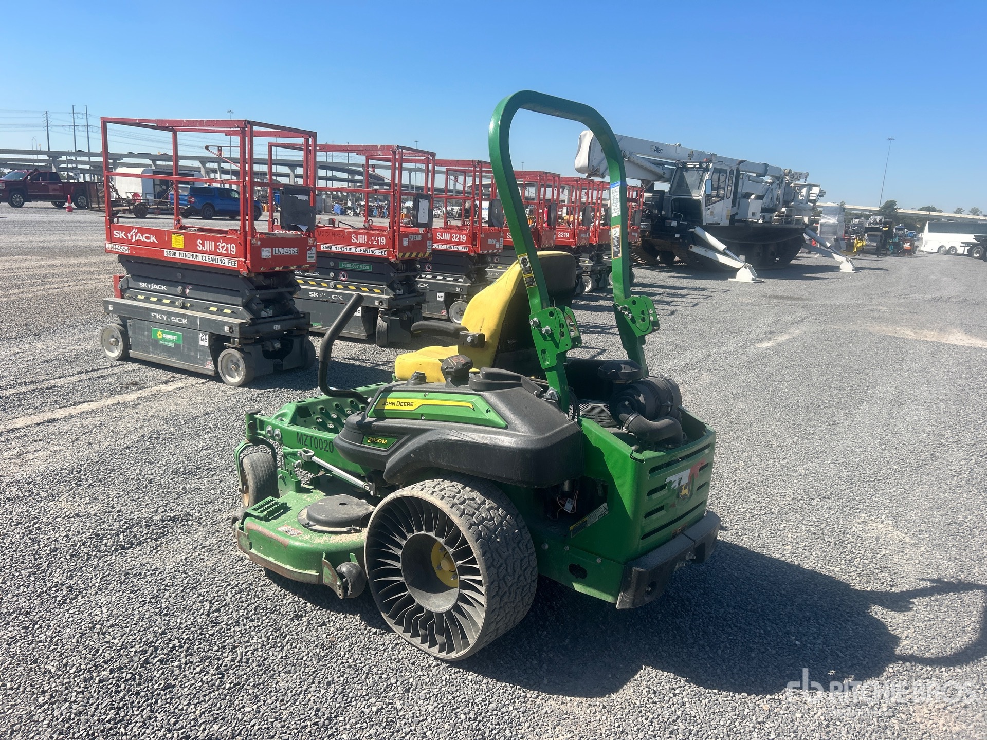 2023 John Deere Z950M ZTRAK M S