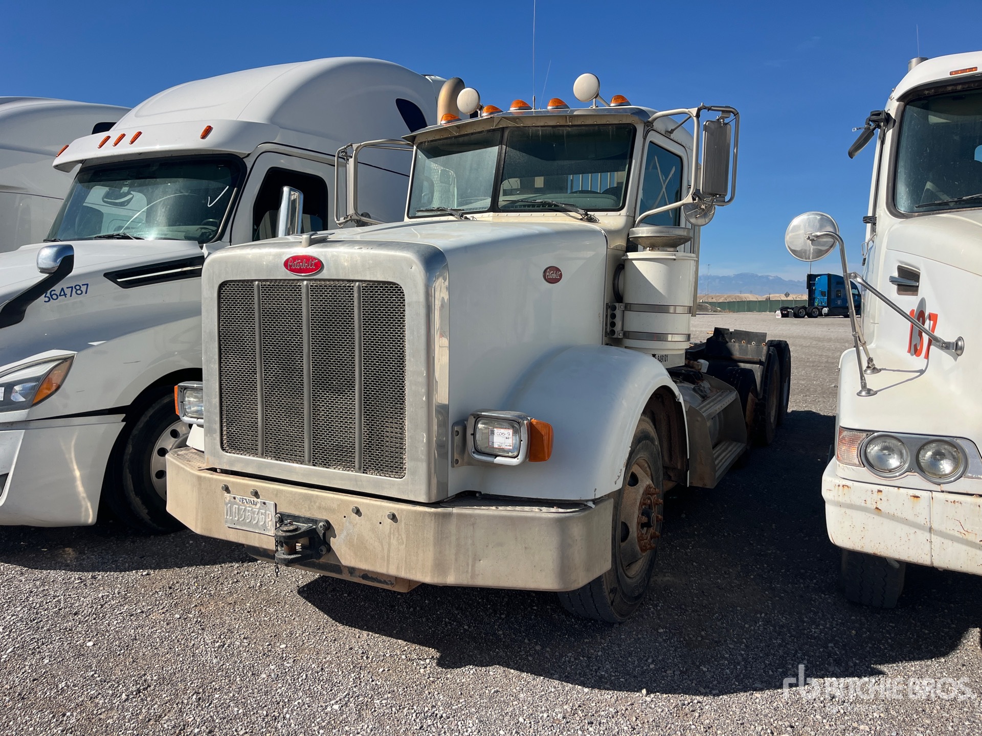 Photo of 2010 Peterbilt 367