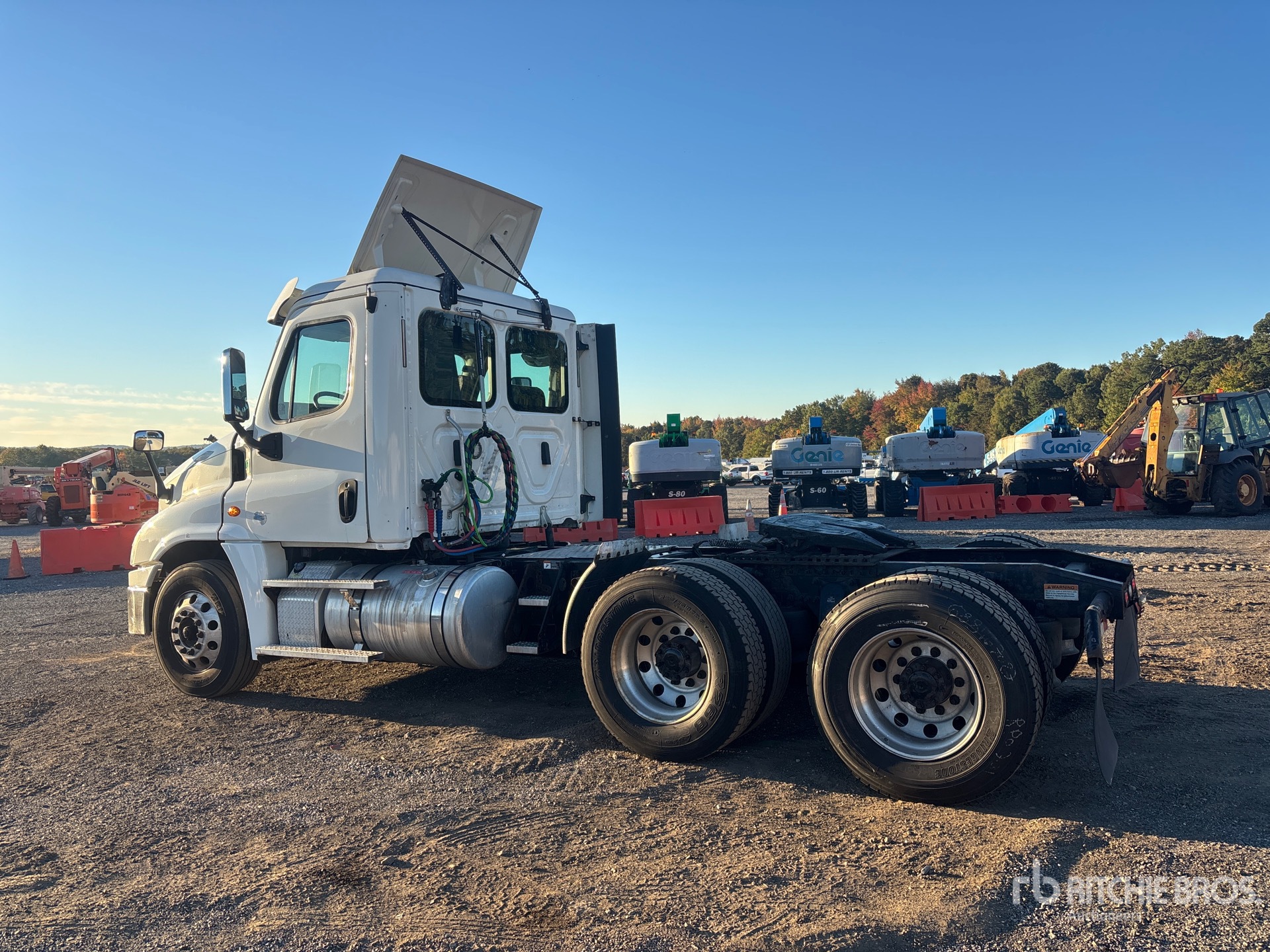 2019 Freightliner CASCADIA 125