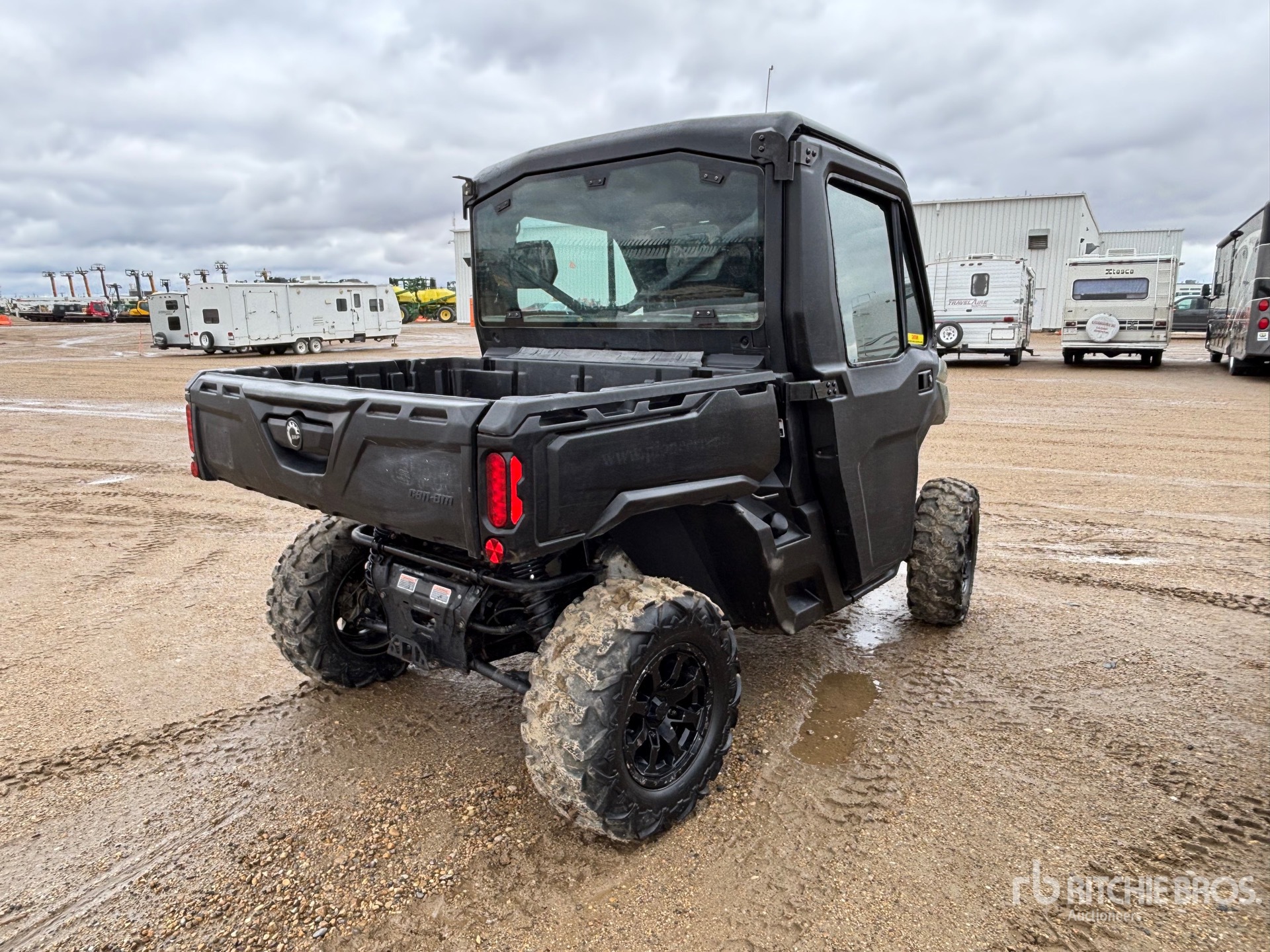 2021 Can Am DEFENDER HD8