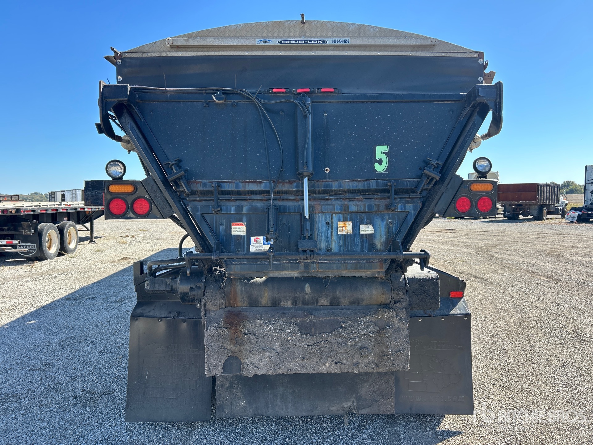 2011 Etnyre LB-240