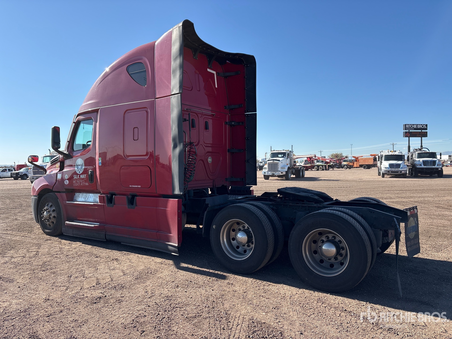 2022 Freightliner CASCADIA 126