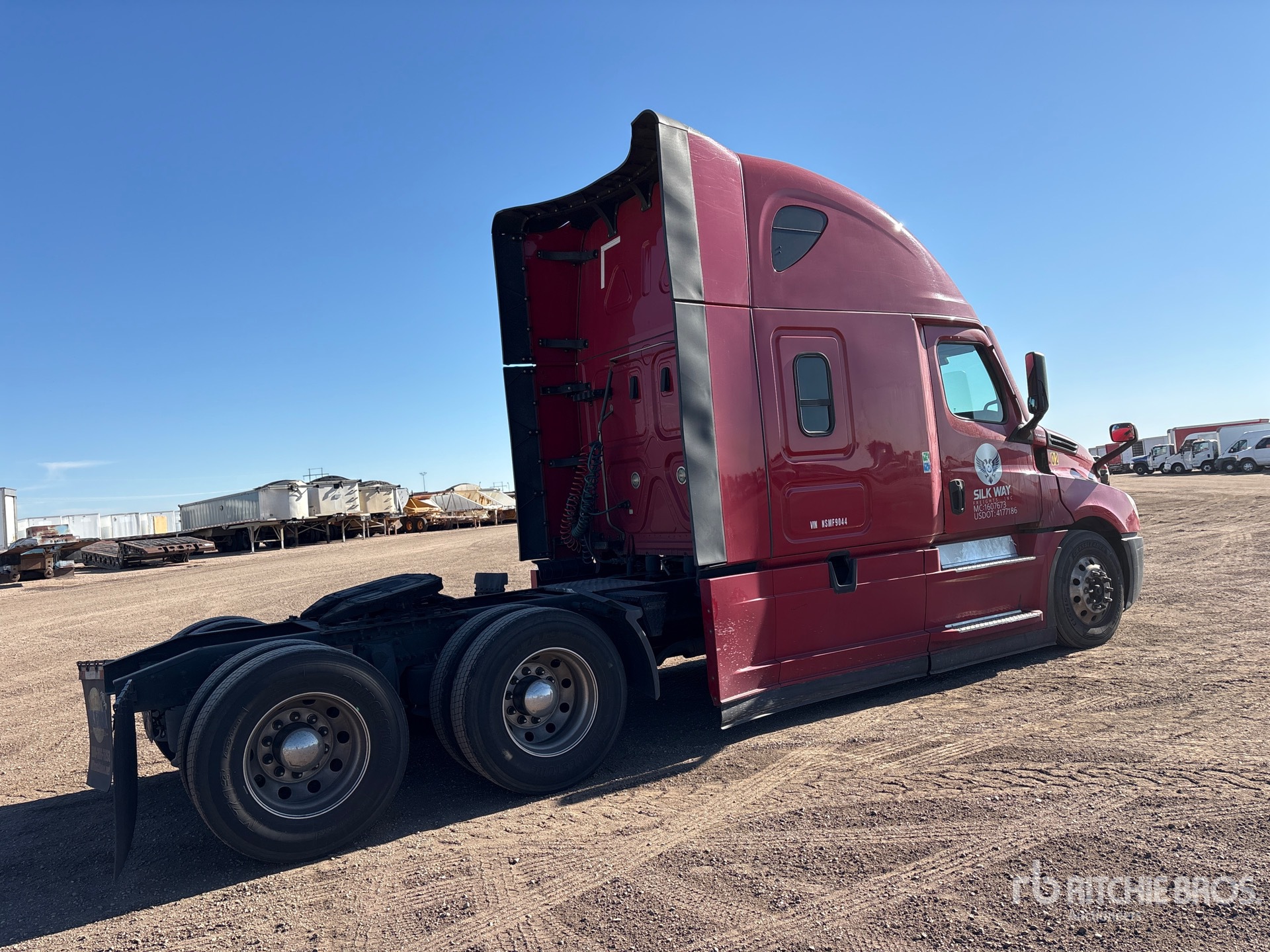 2022 Freightliner CASCADIA 126