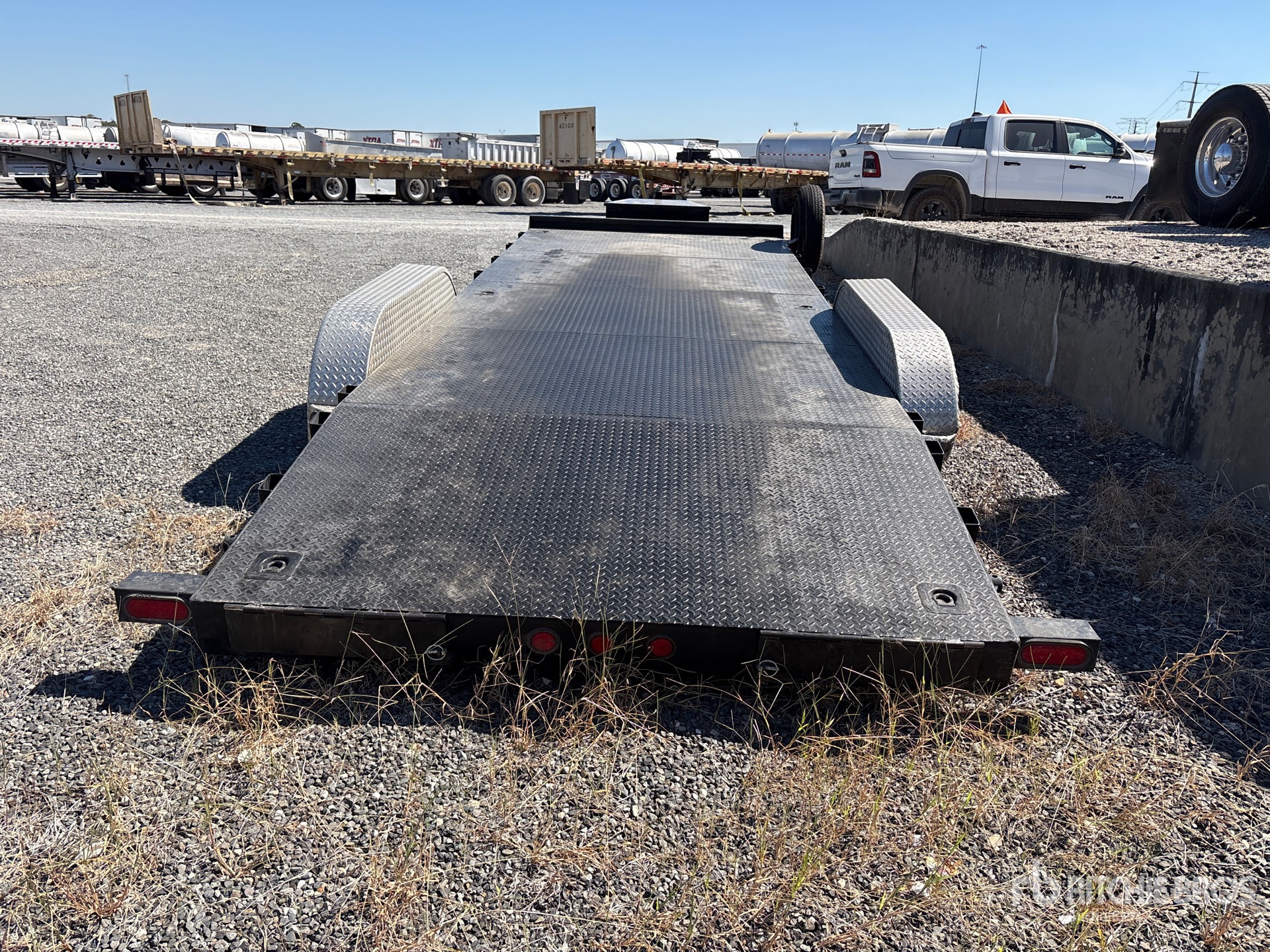 2026 Pj Trailers CH201