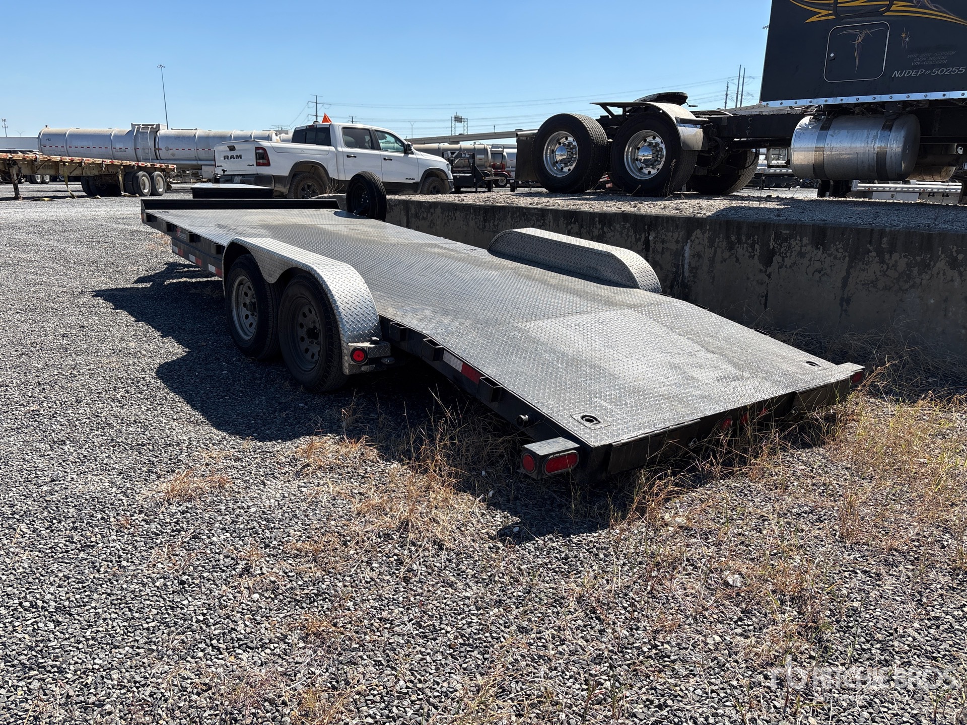 2026 Pj Trailers CH201