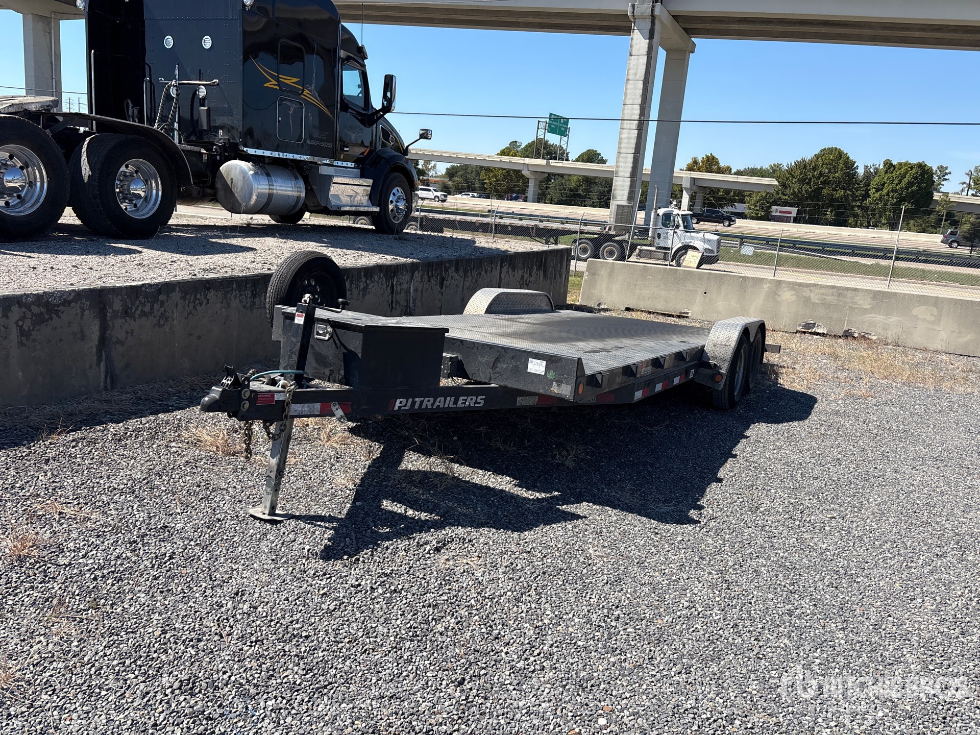 2026 Pj Trailers CH201