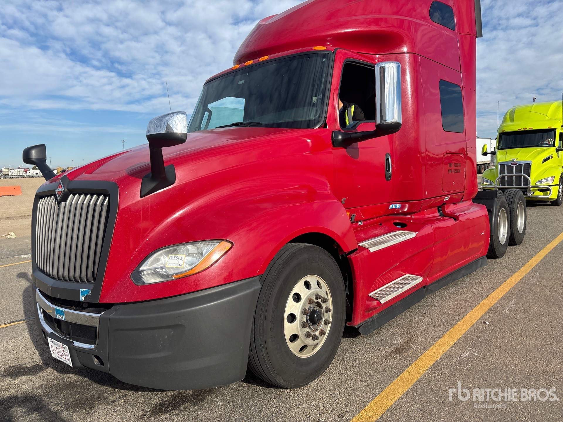 2021 International LT625