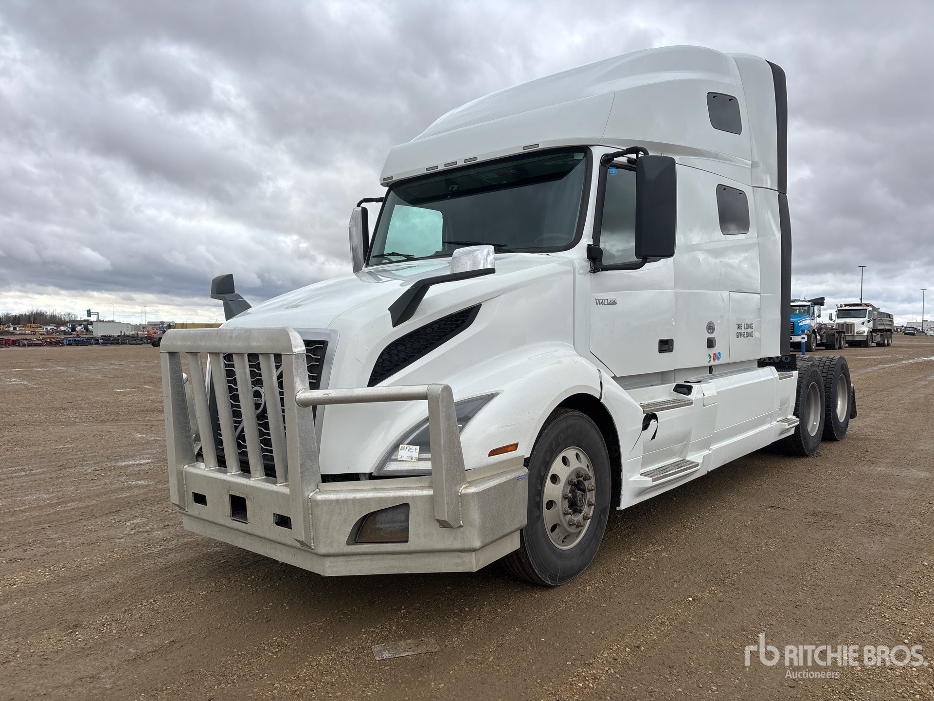 Photo of 2020 Volvo VNL