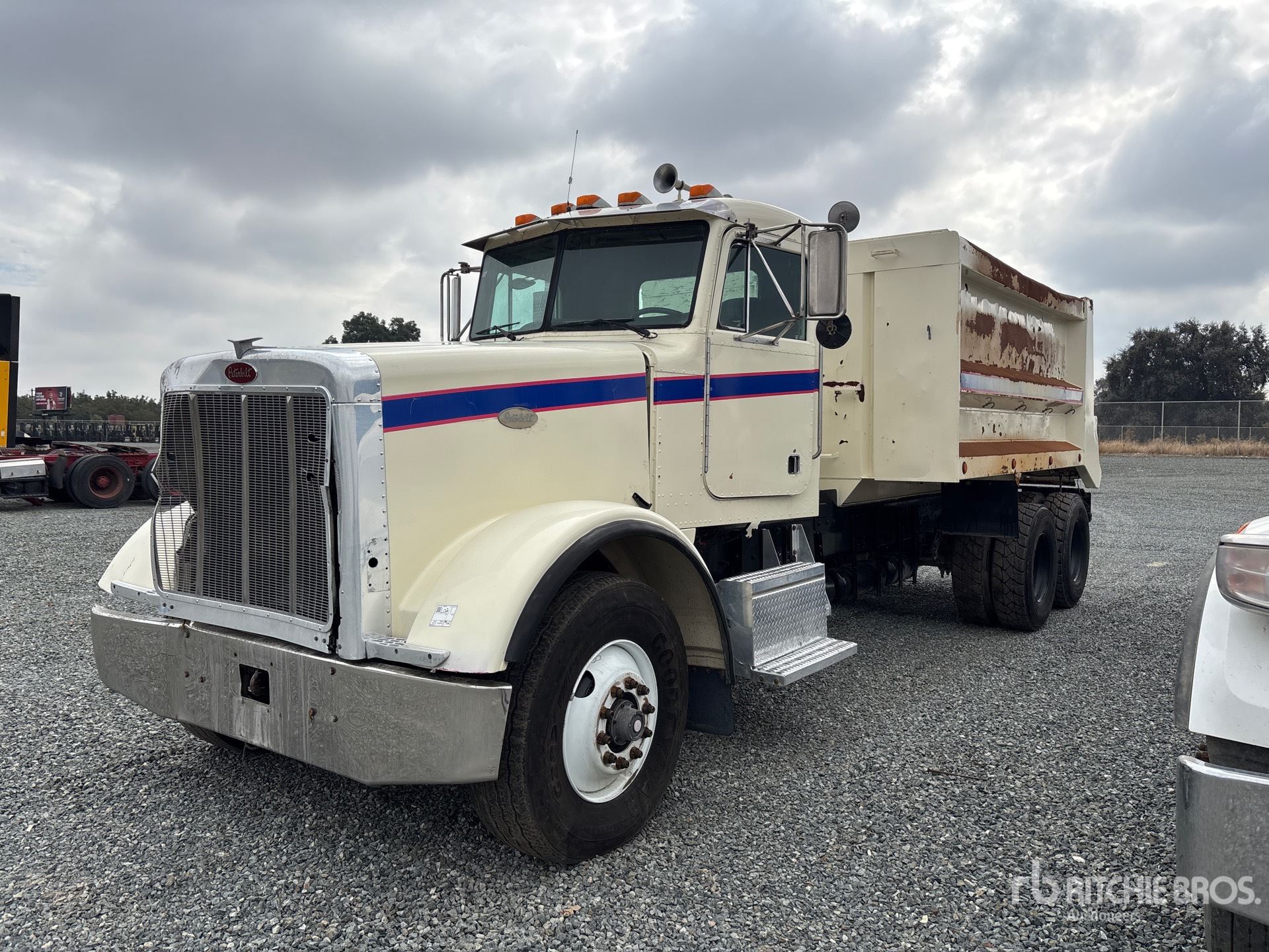 1995 Peterbilt 357