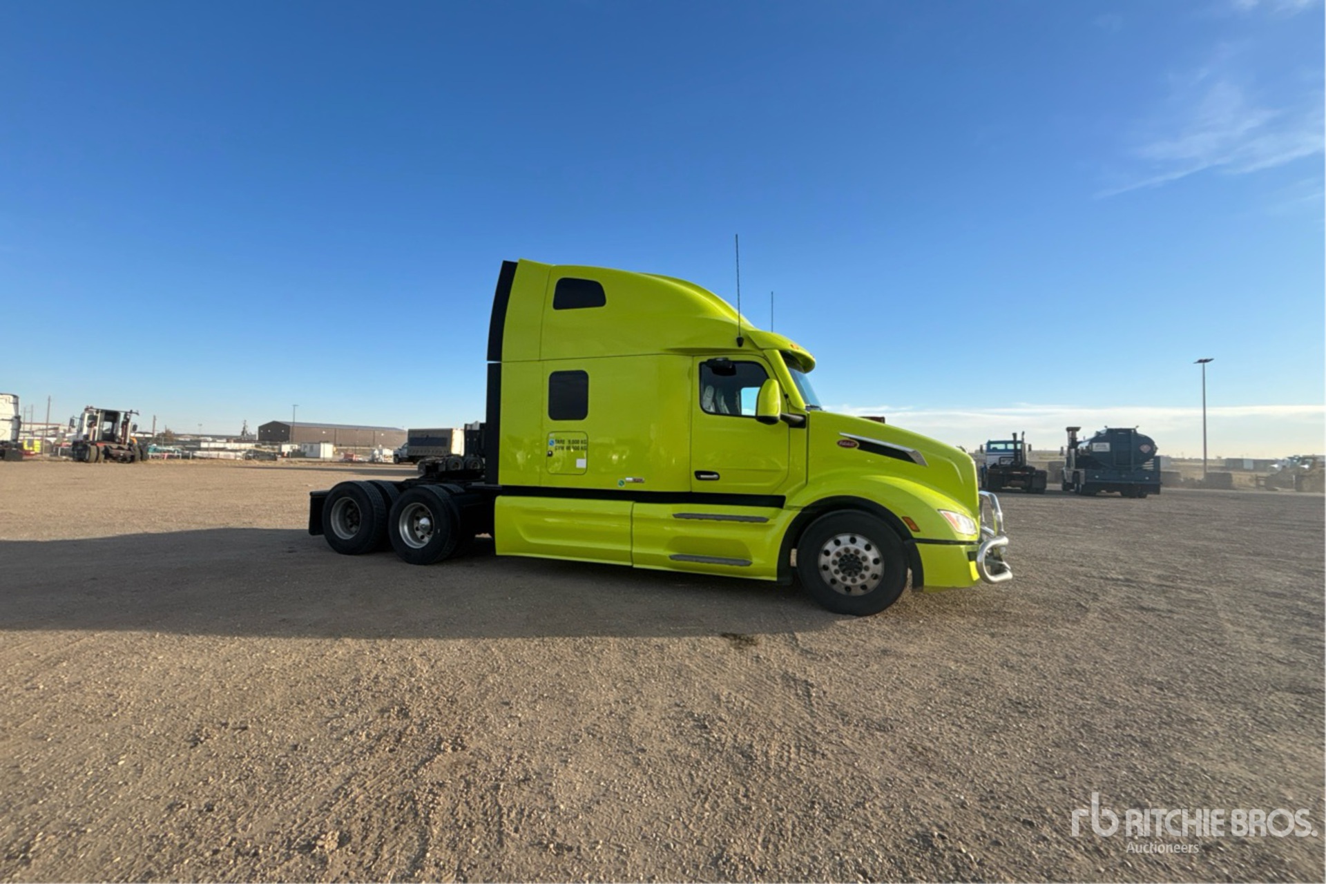 2023 Peterbilt 579