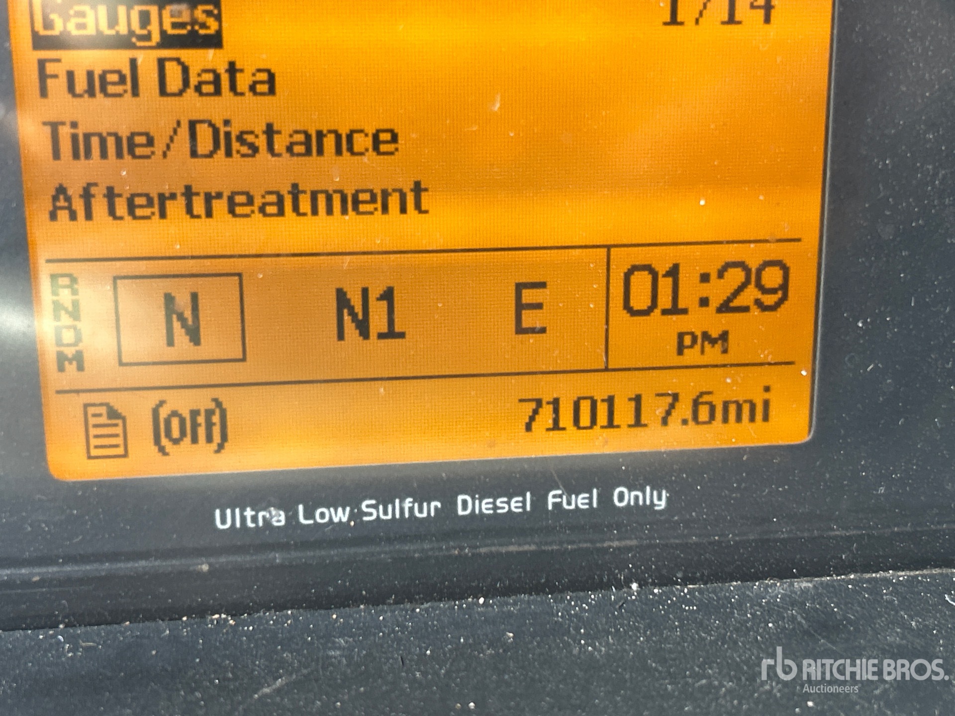 2013 Volvo VNL670