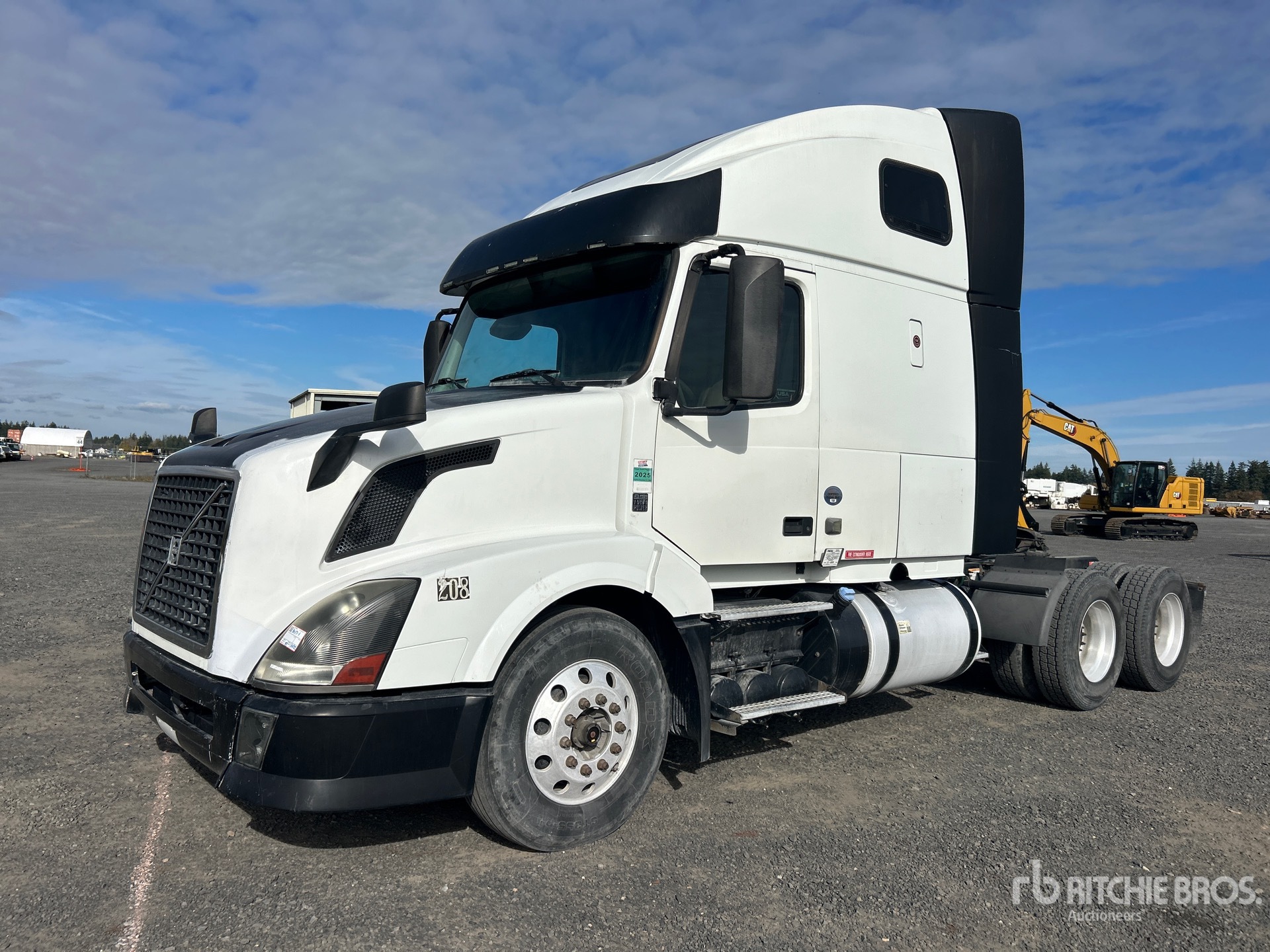 2013 Volvo VNL670