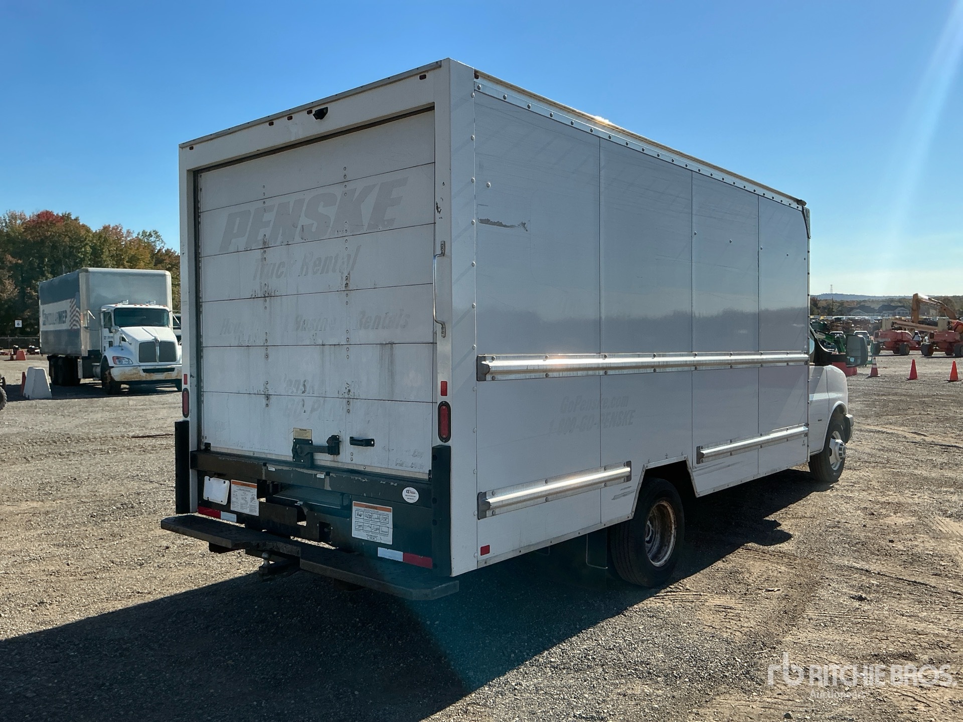 2020 GMC SAVANA 3500