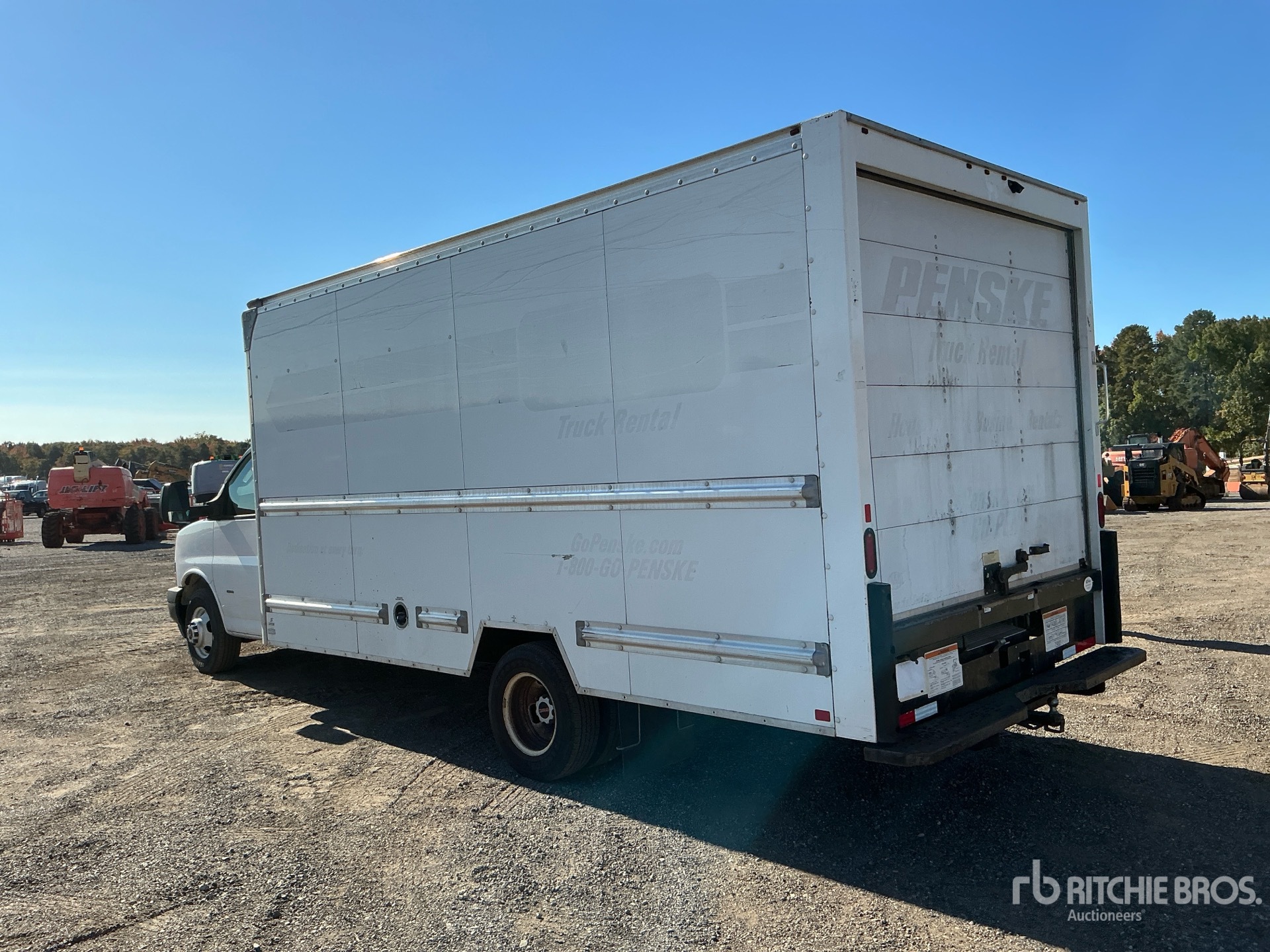2020 GMC SAVANA 3500