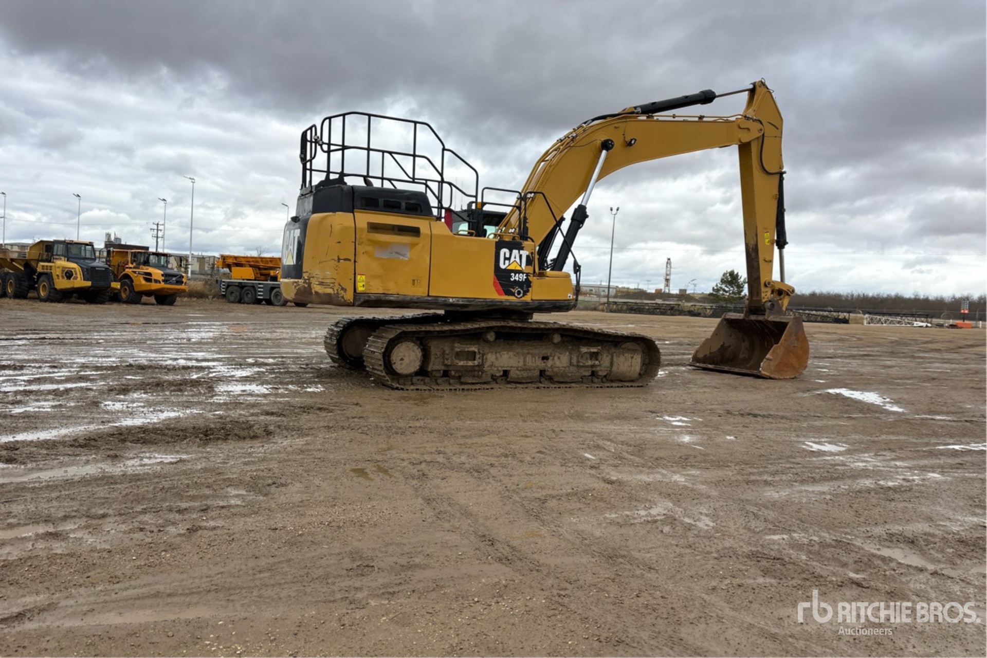 2017 Caterpillar 349FL