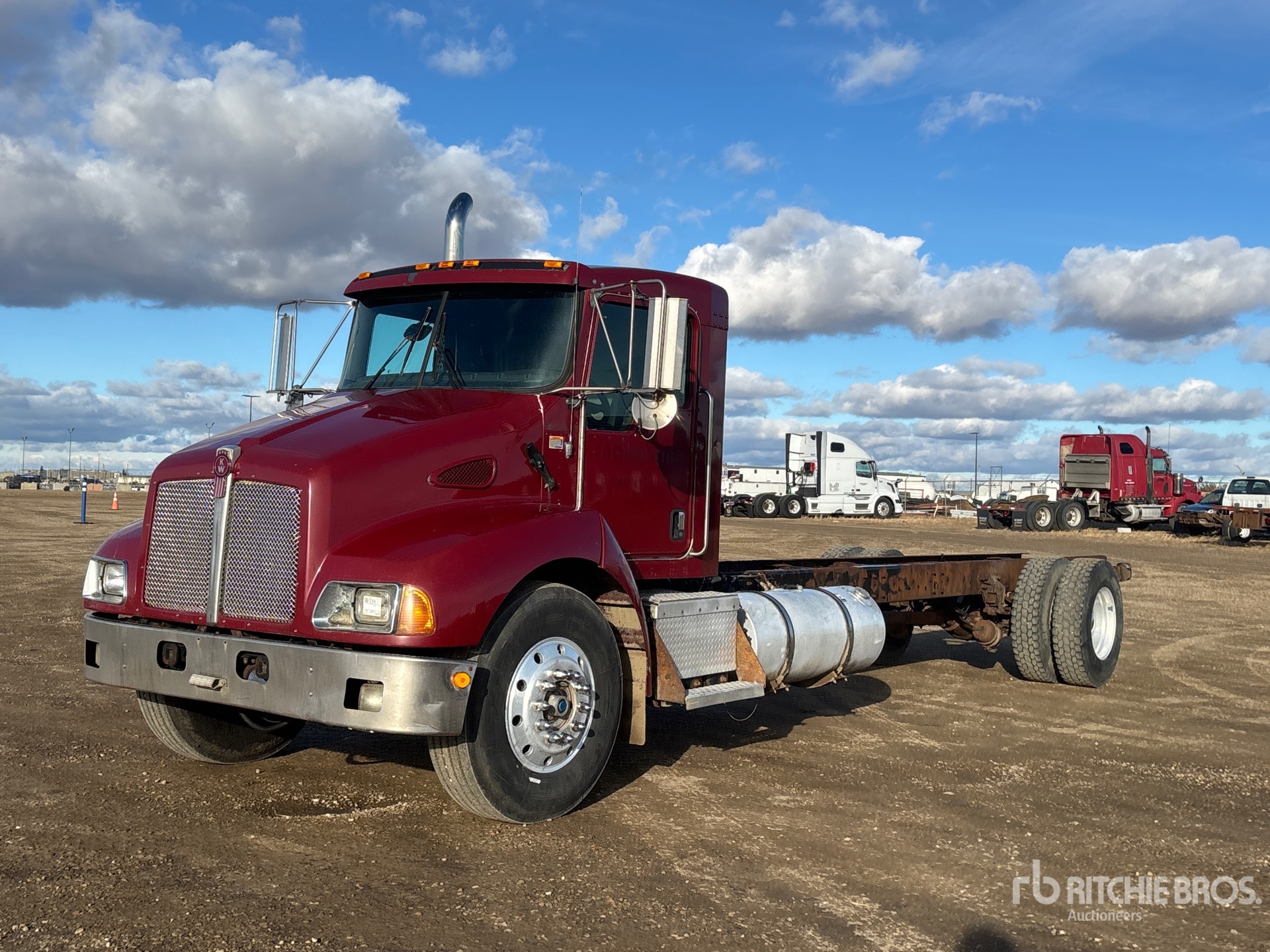 2008 Kenworth T300