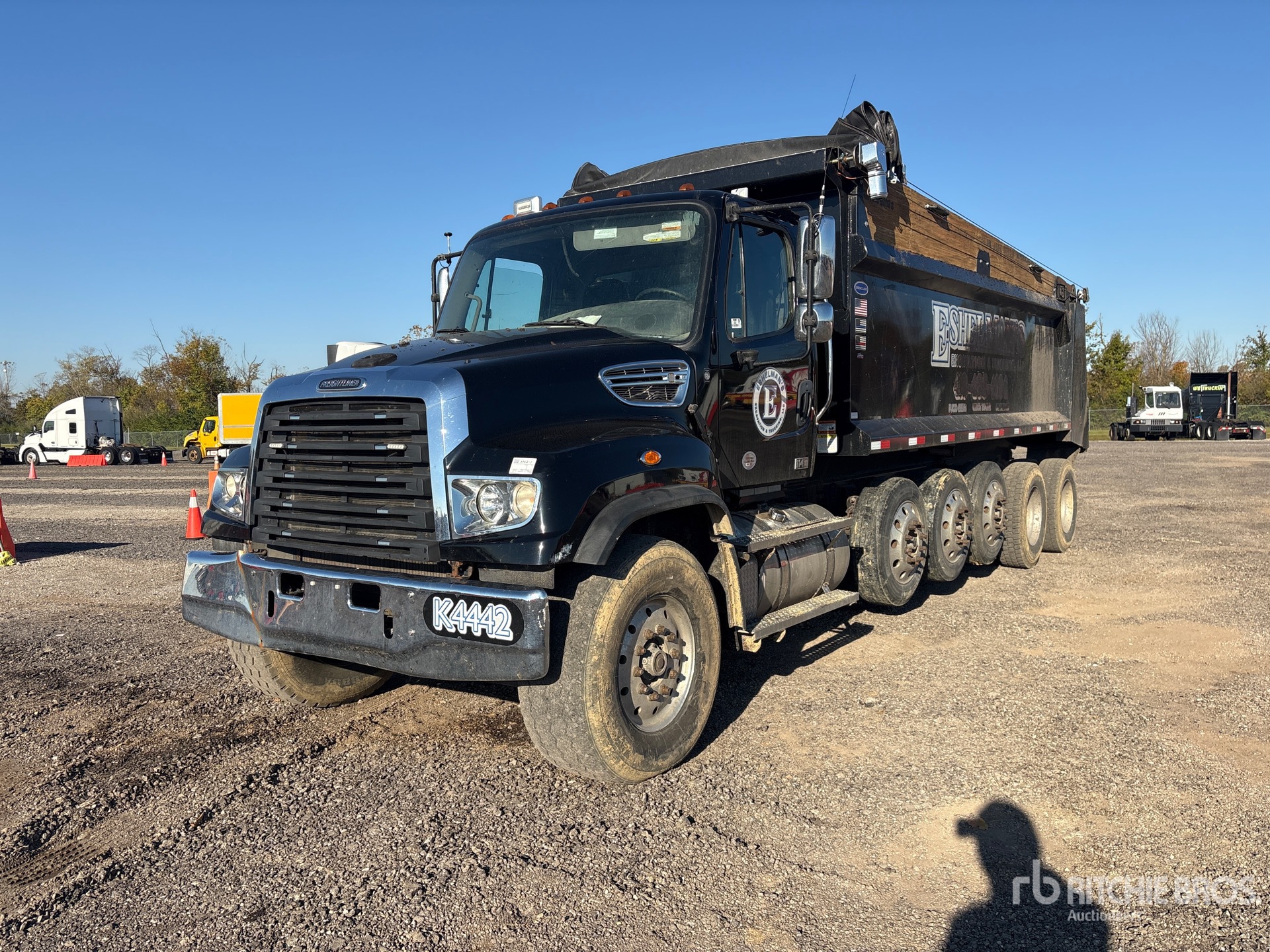 2020 Freightliner 114SD