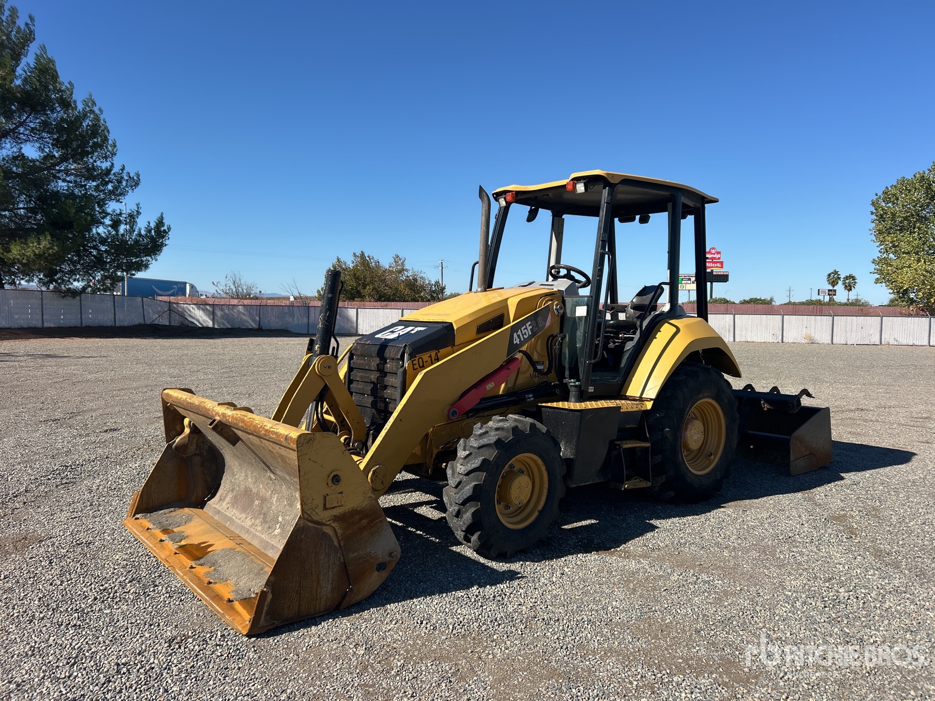 2016 Caterpillar 415F2IL