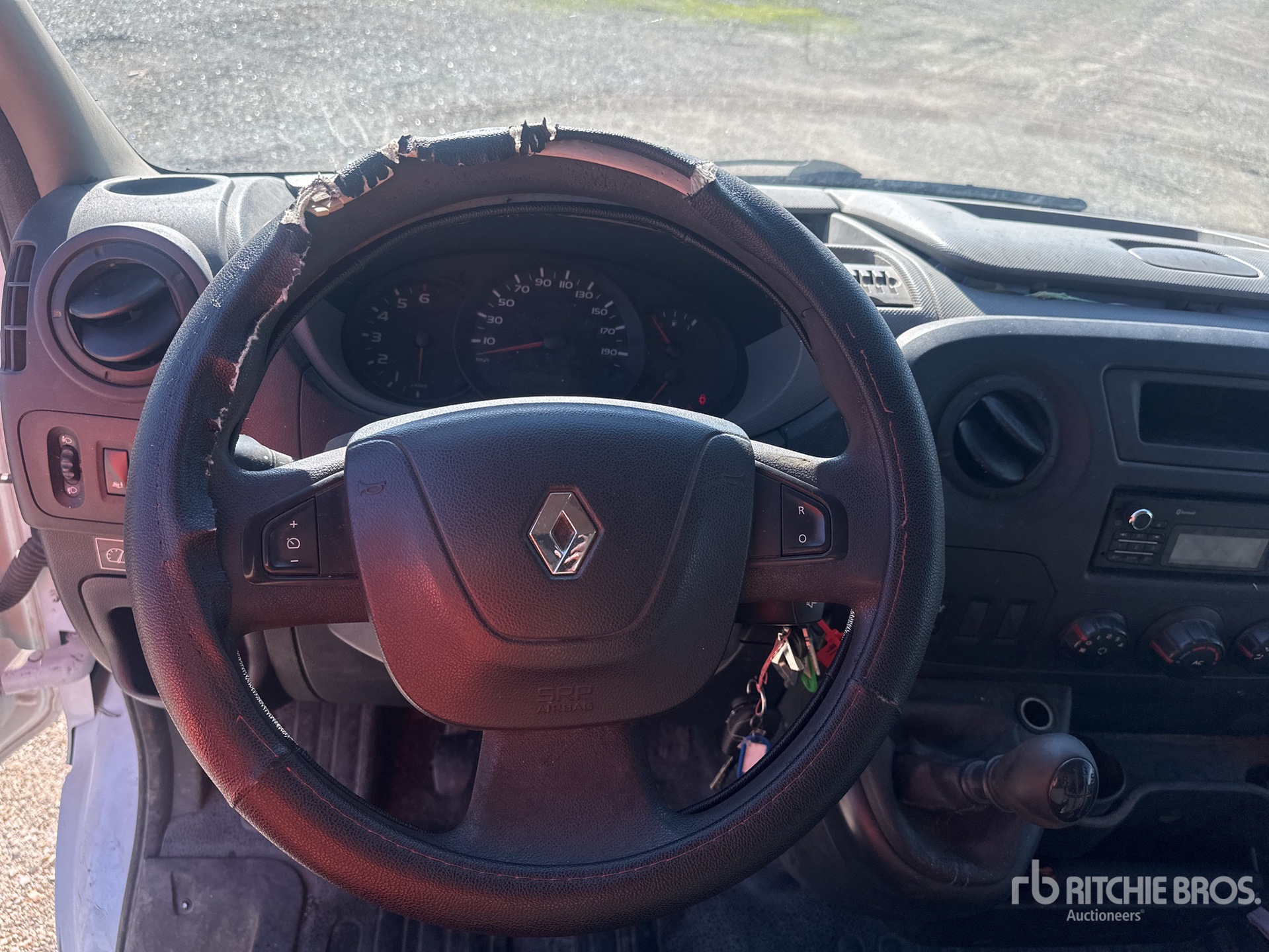 2015 Renault MASTER