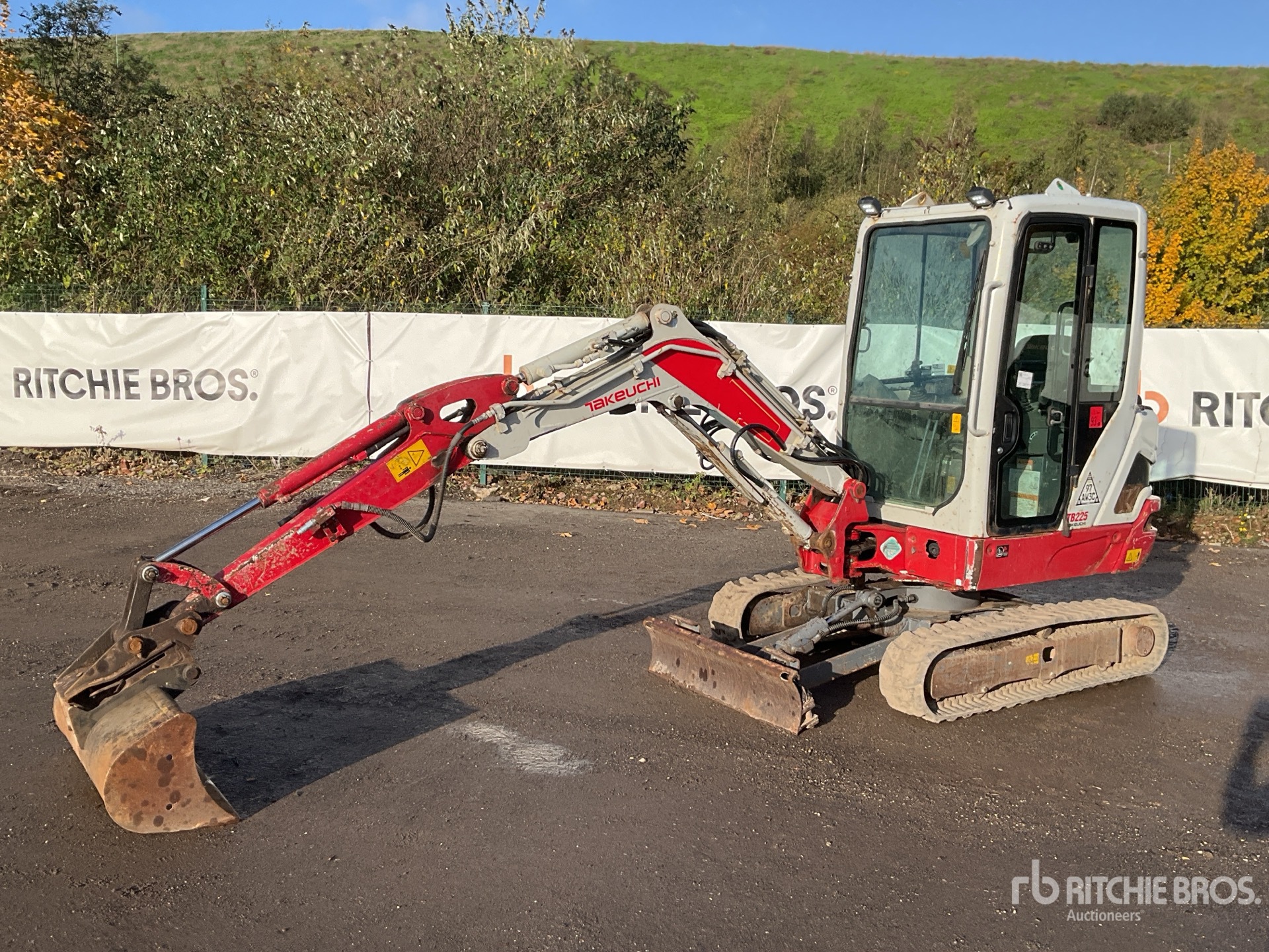 2019 Takeuchi TB225