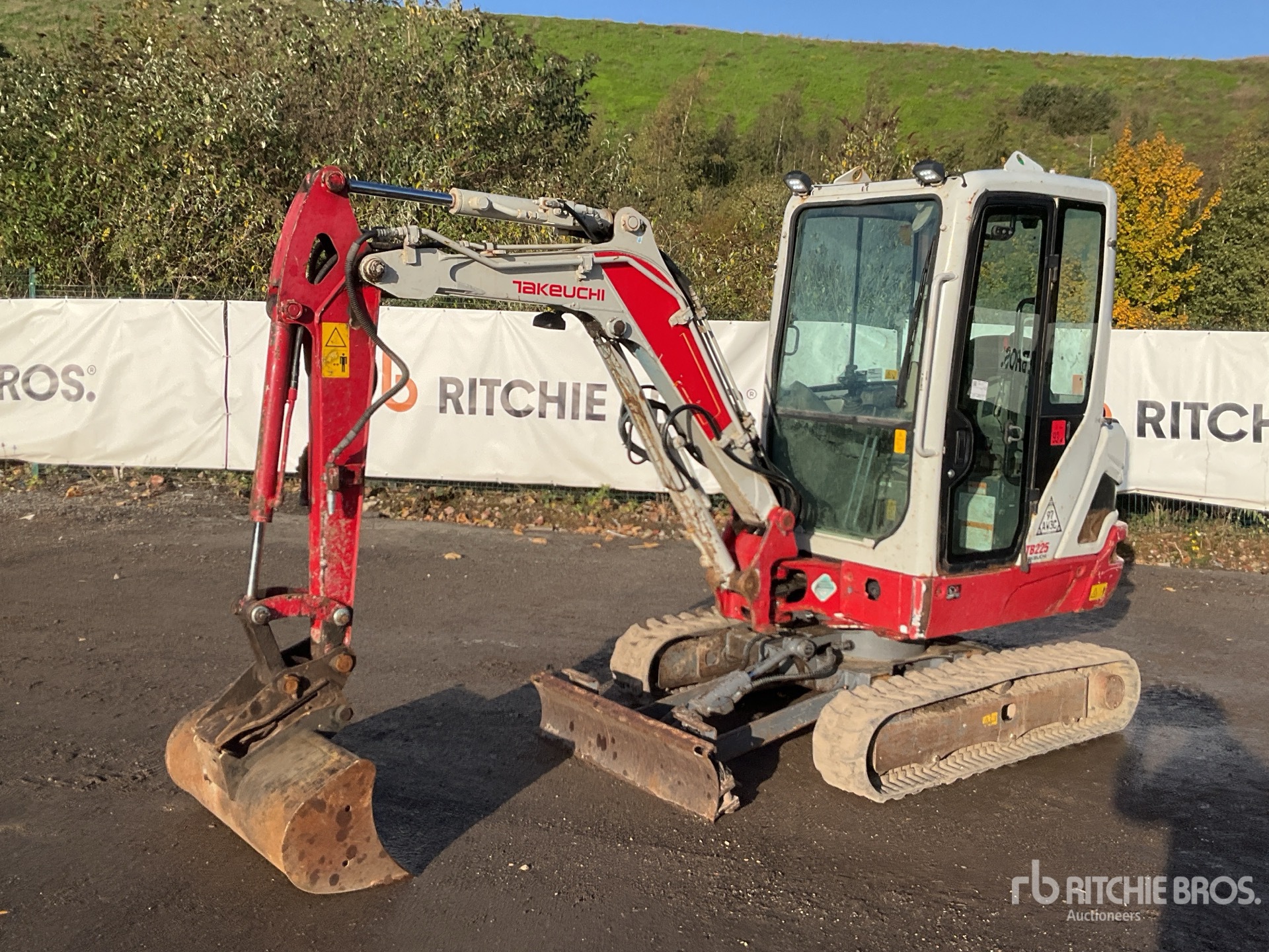 Photo of 2019 Takeuchi TB225