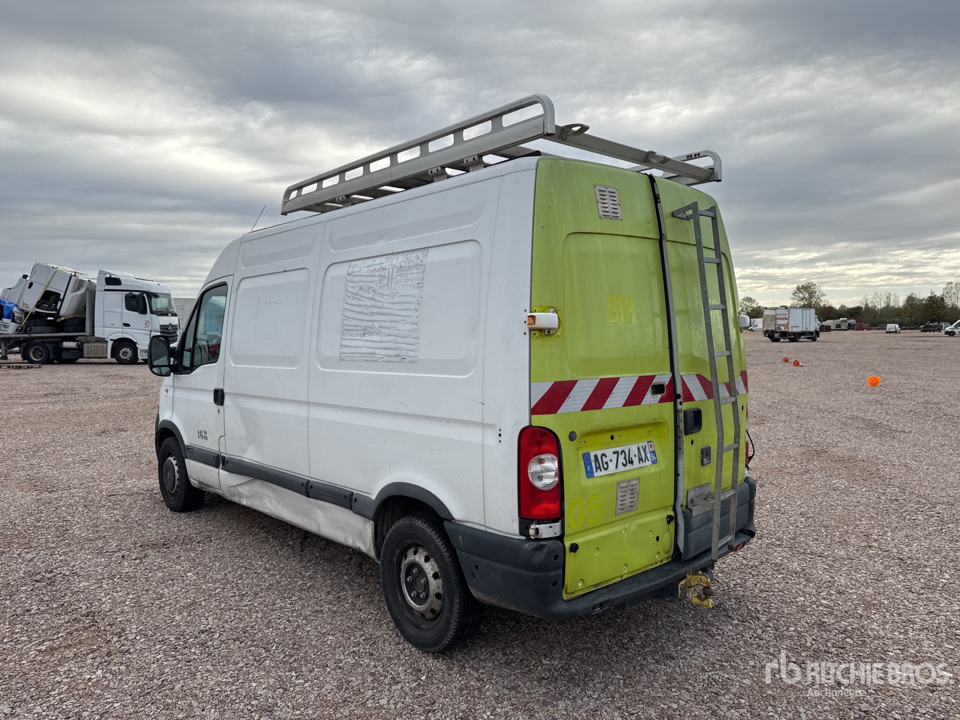 2009 Renault MASTER DCI100