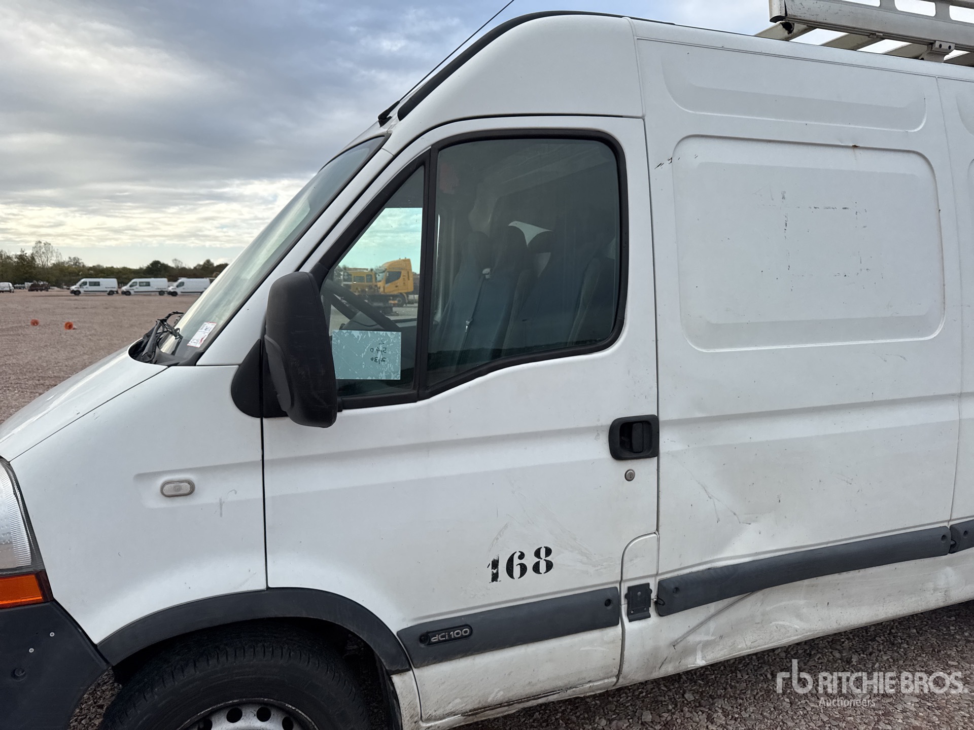 2009 Renault MASTER DCI100