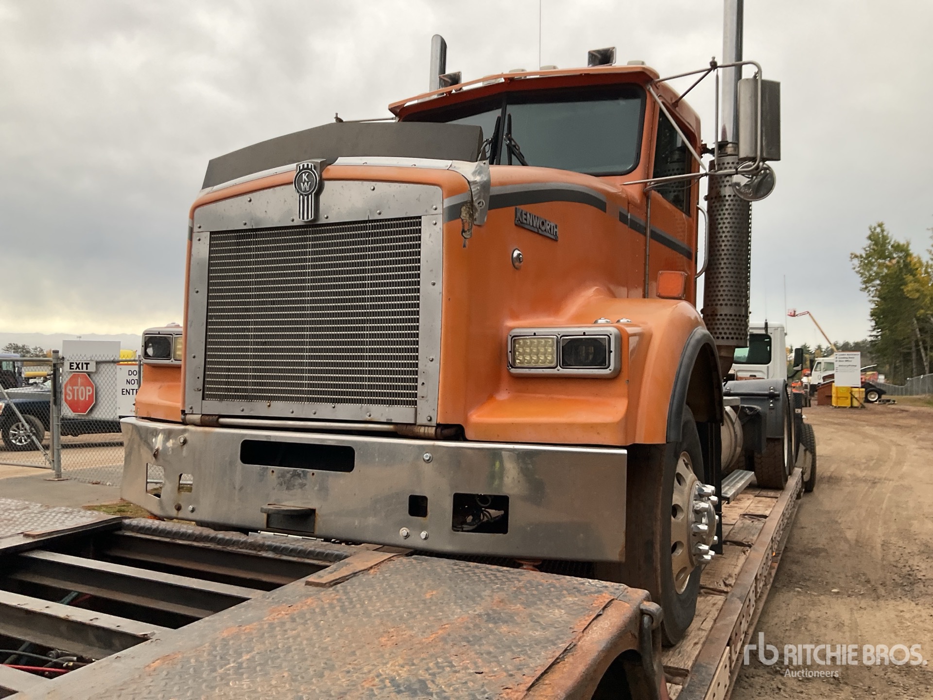 2000 Kenworth T800