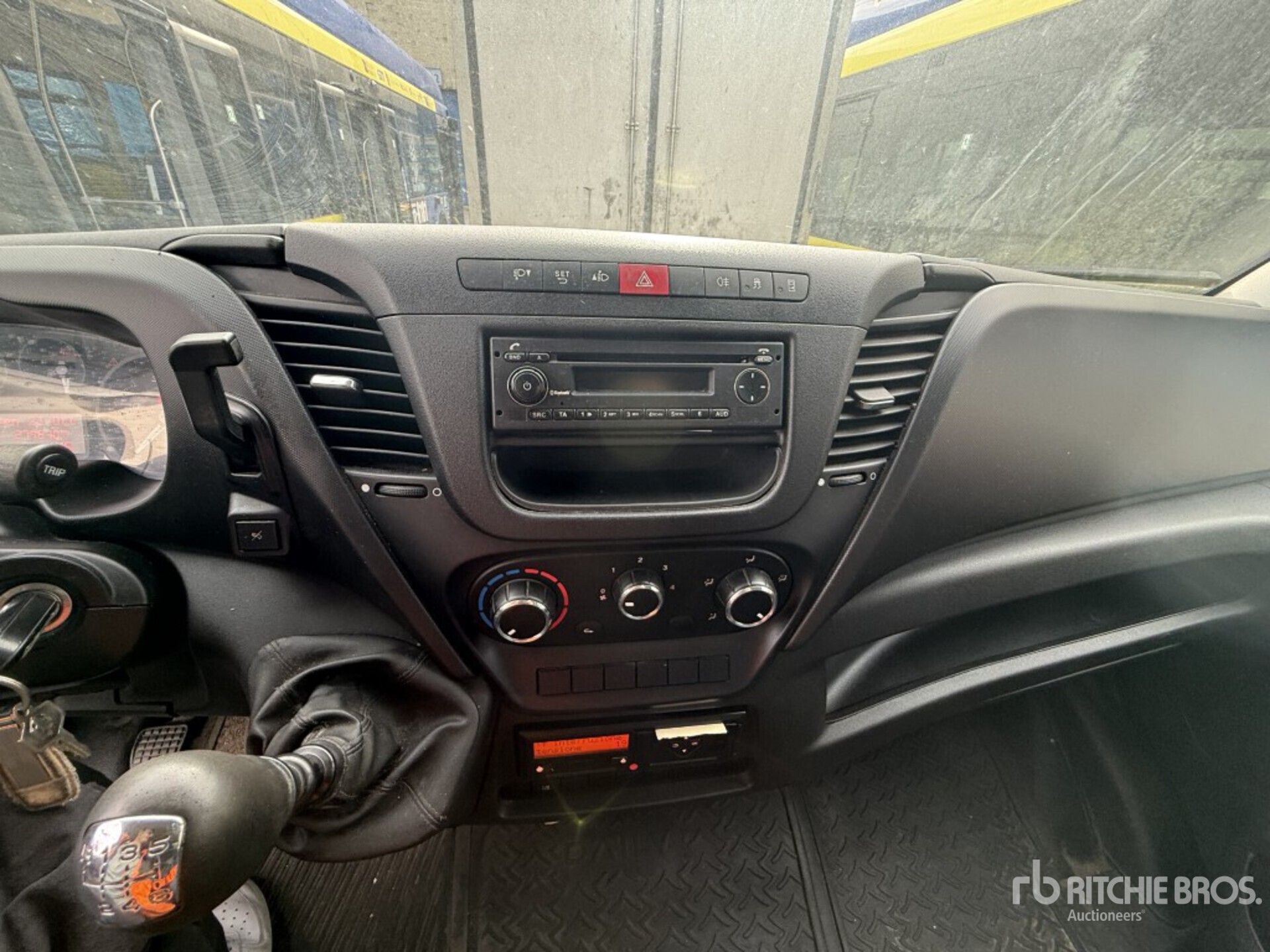 2017 Iveco DAILY 70-180