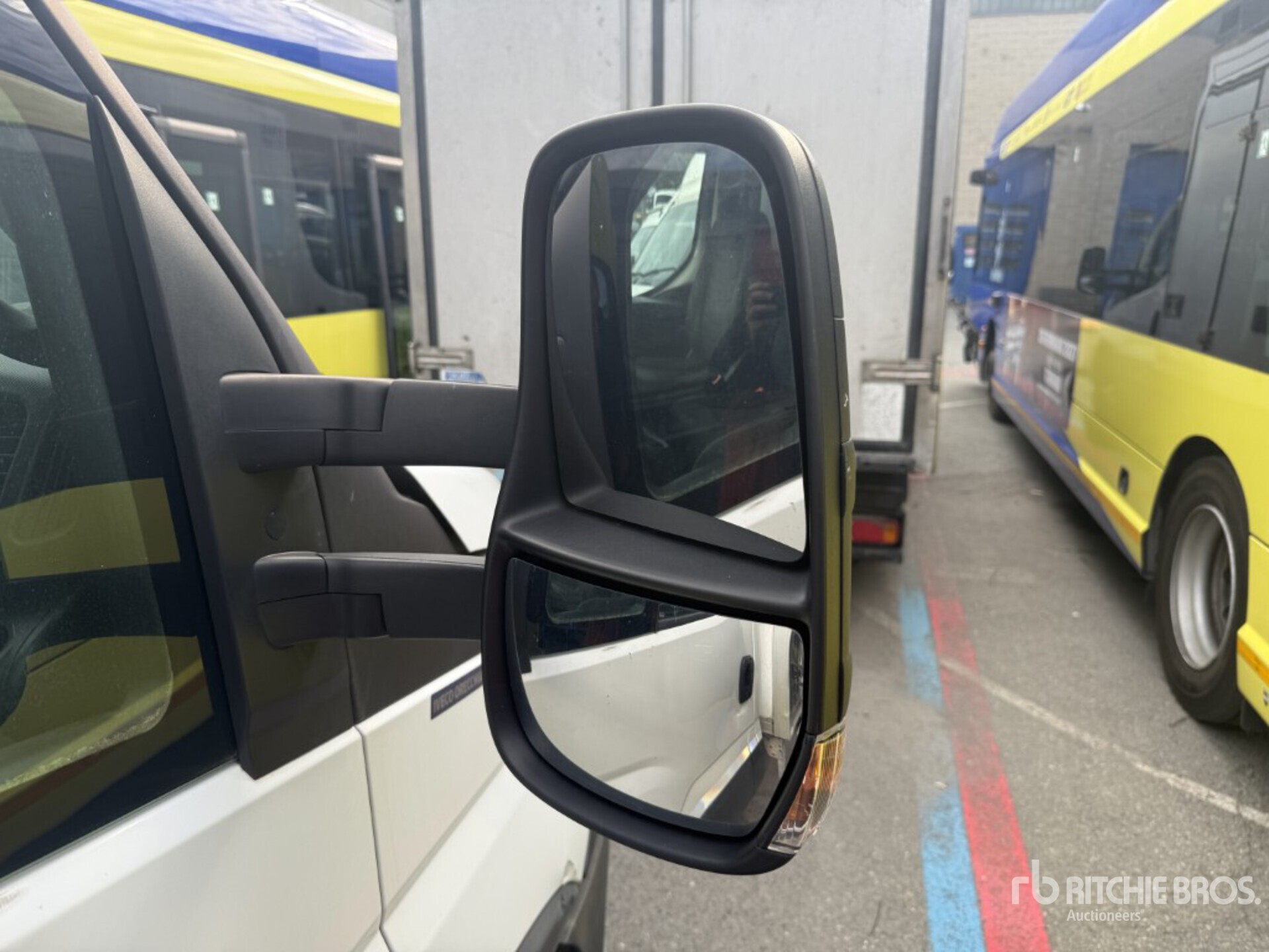 2017 Iveco DAILY 70-180