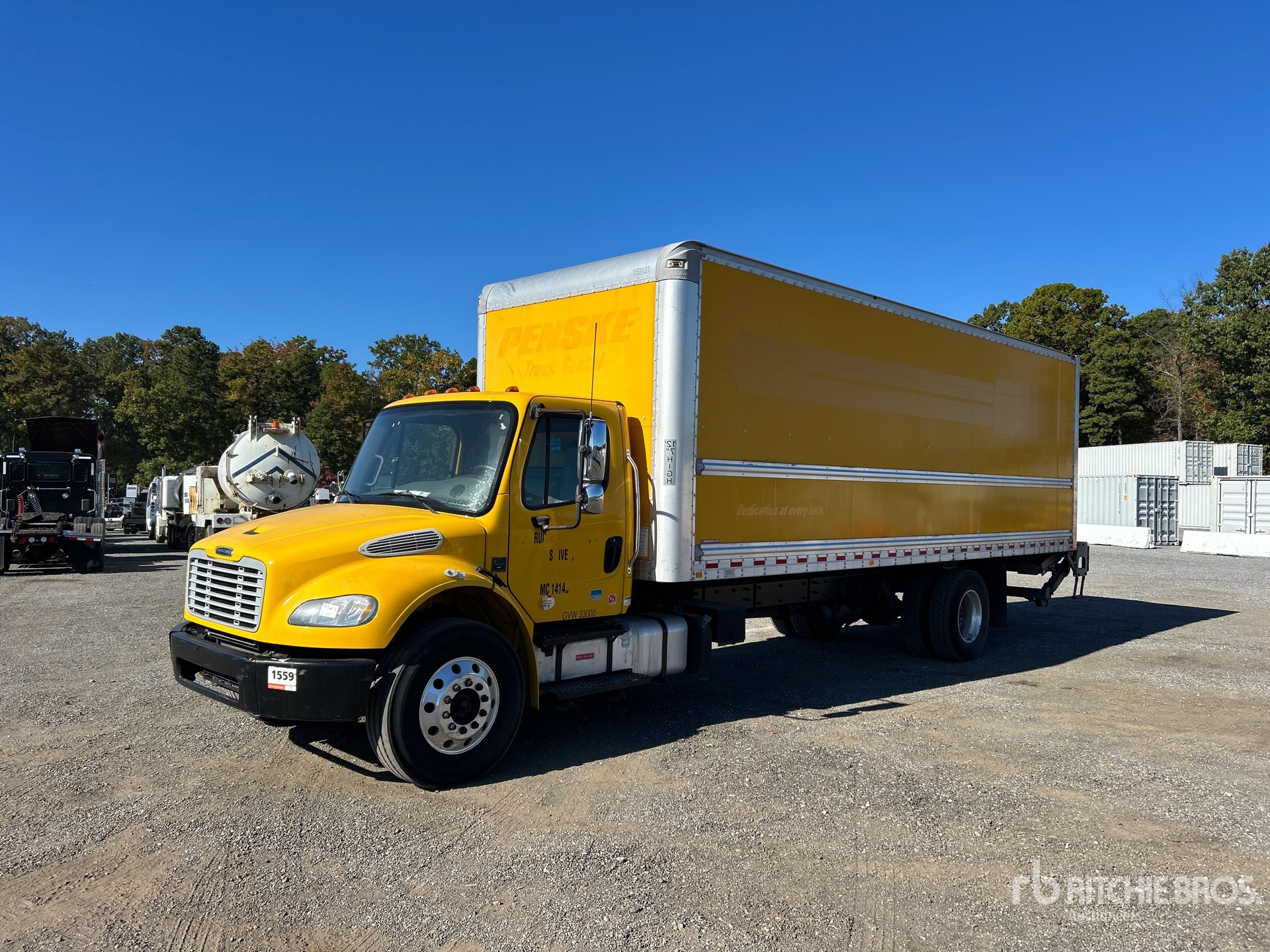 2017 Freightliner M2 106