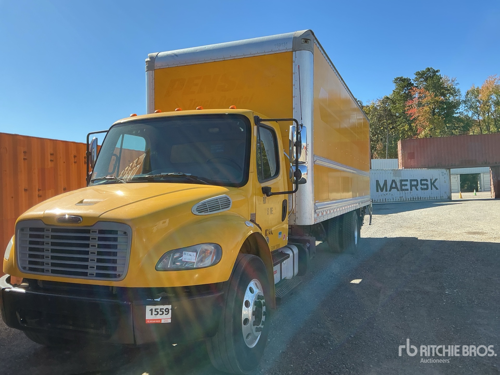 2017 Freightliner M2 106