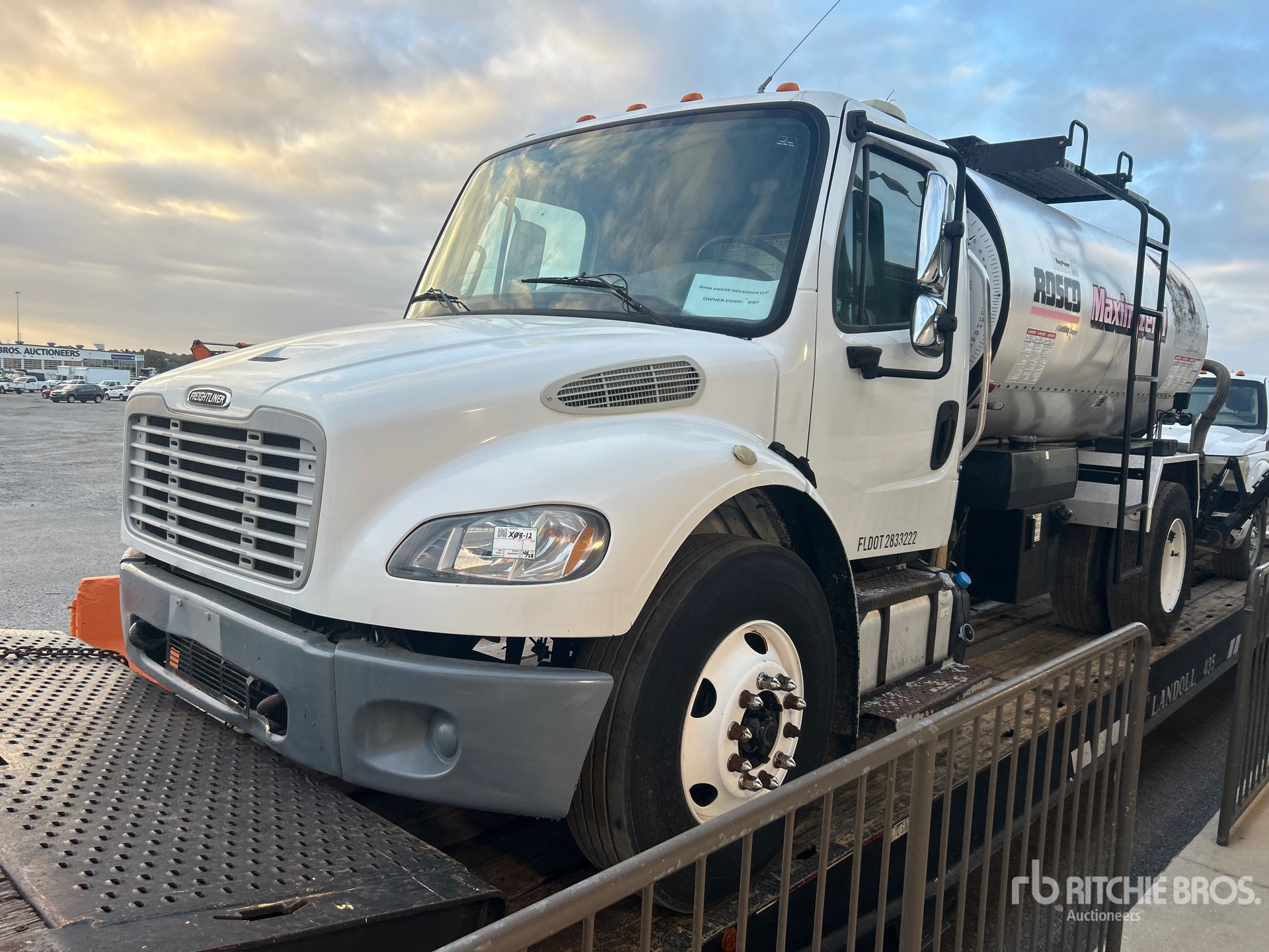 2017 Freightliner M2 106
