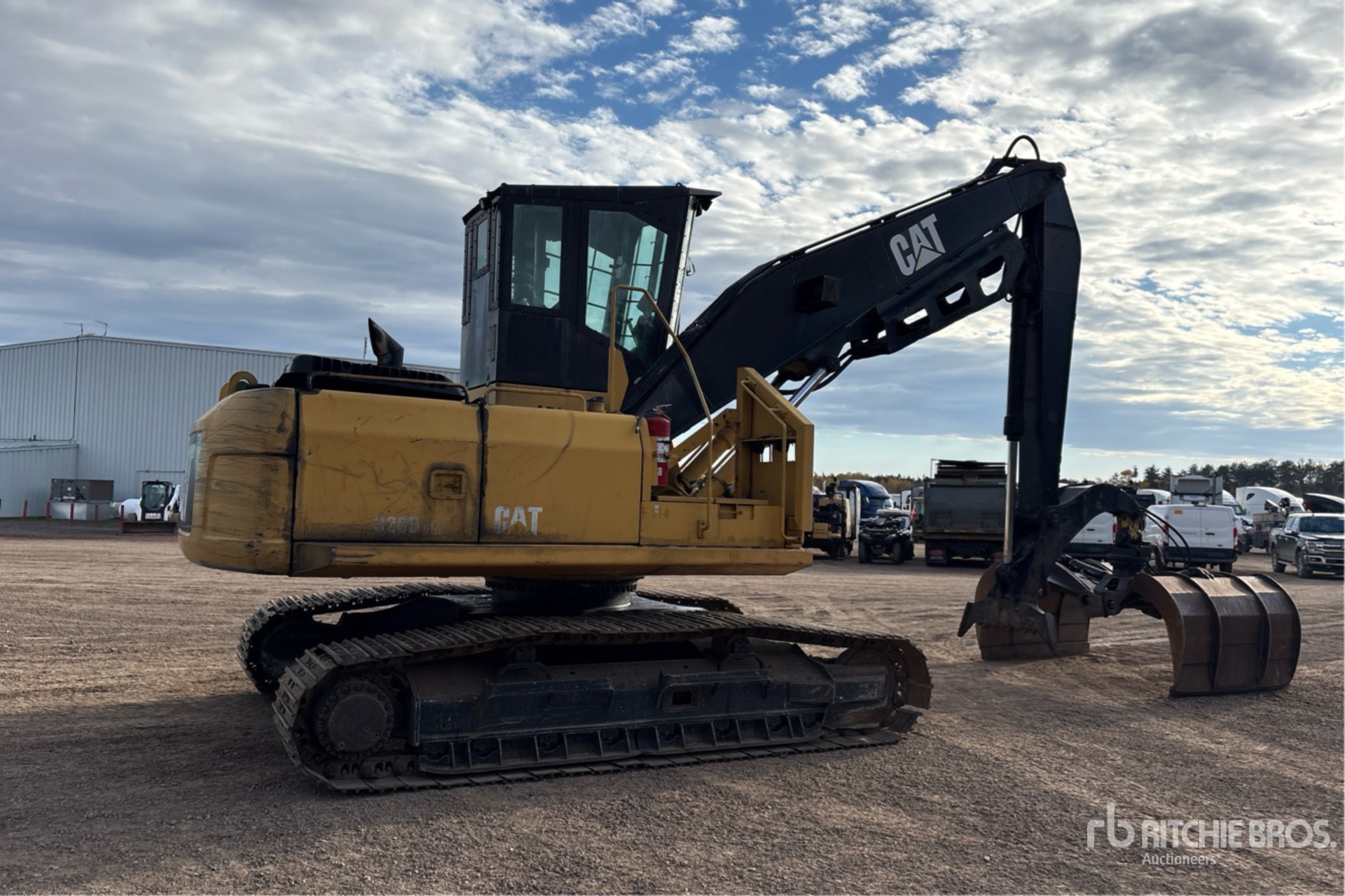 2010 Caterpillar 320D FM