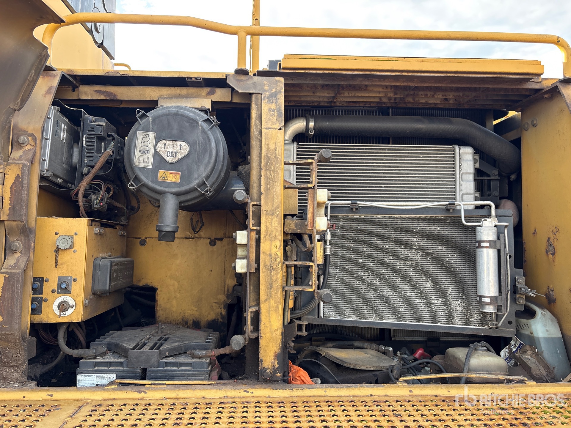 2010 Caterpillar 320D FM