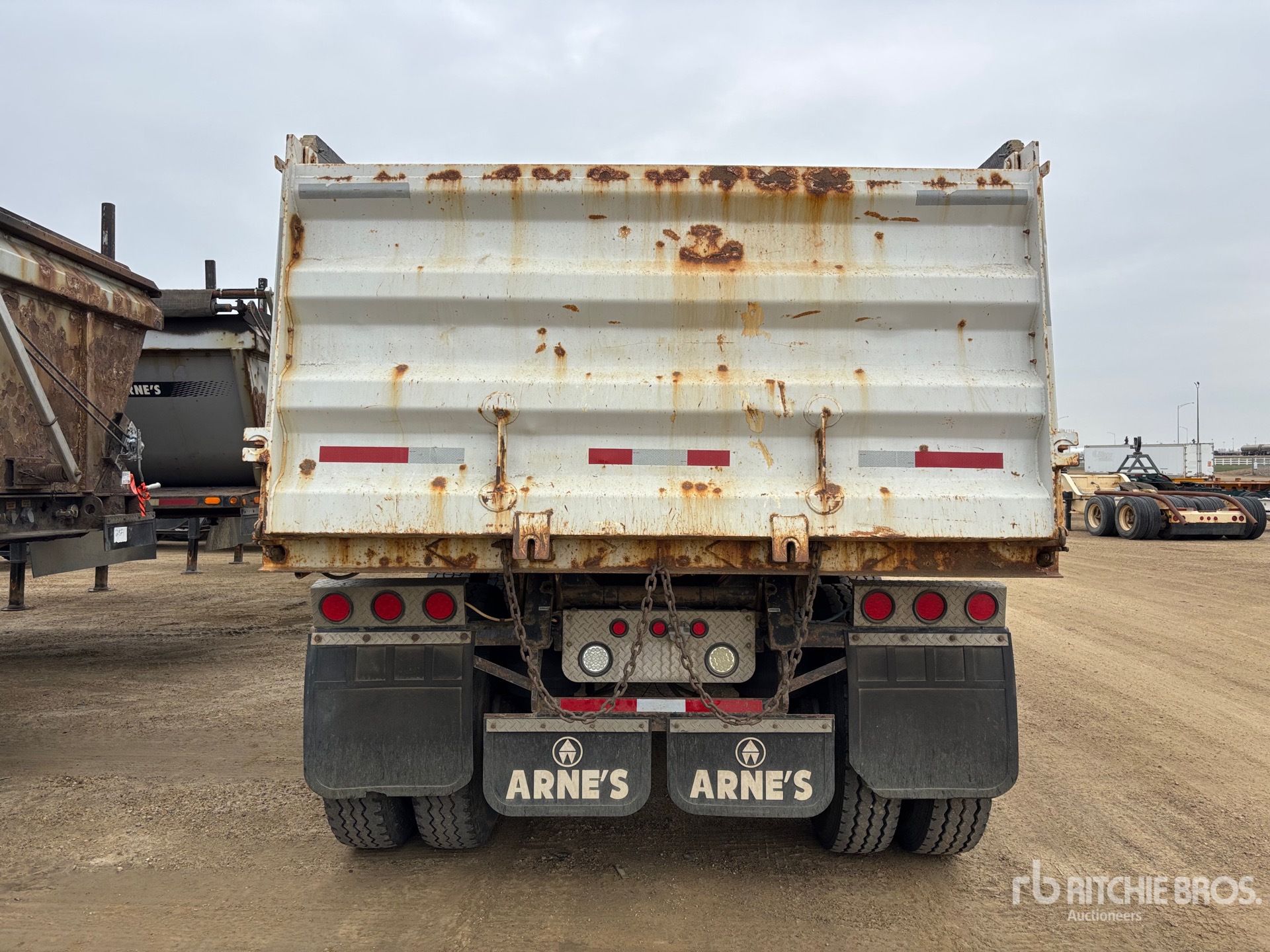 2008 Arnes 30 ft Tri/A
