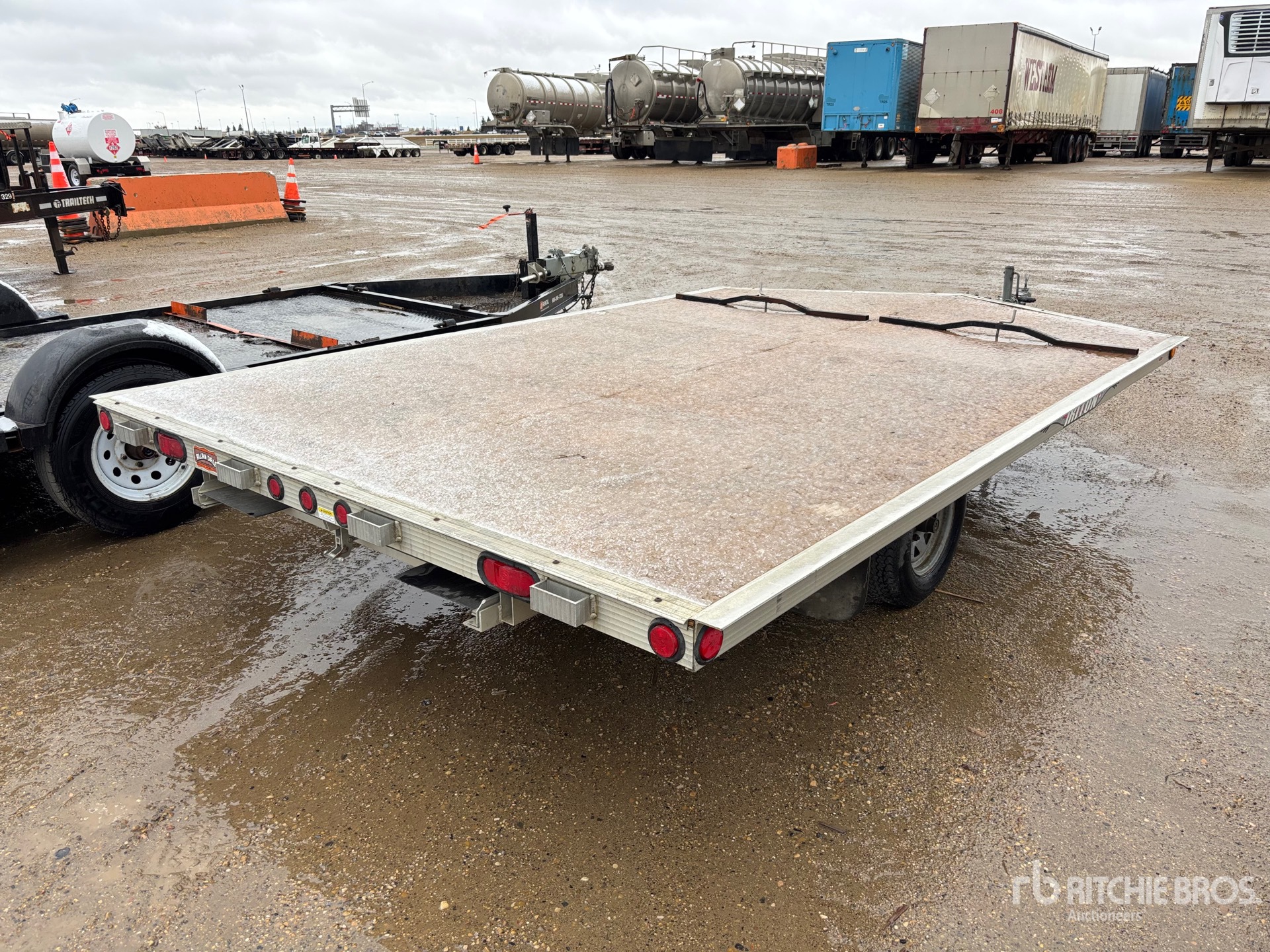 2007 Triton 12 FT S/A
