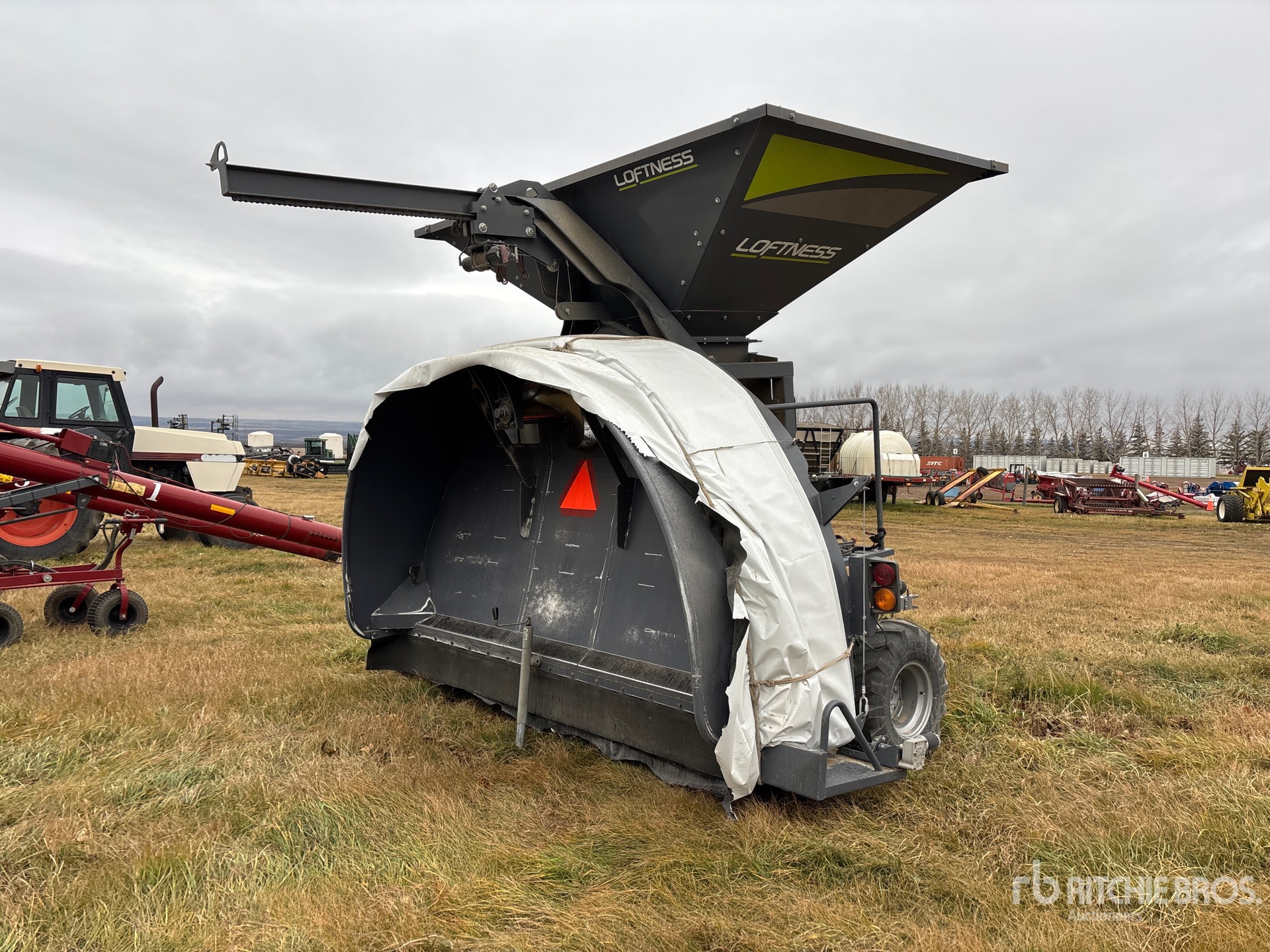 2016 Loftness XLB10