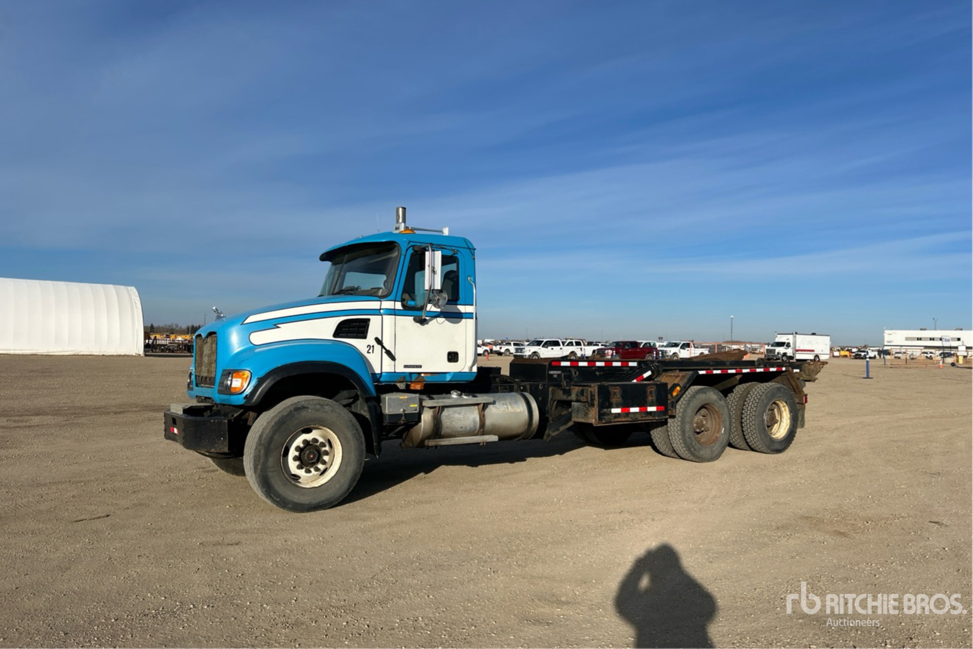 2003 Mack CV713