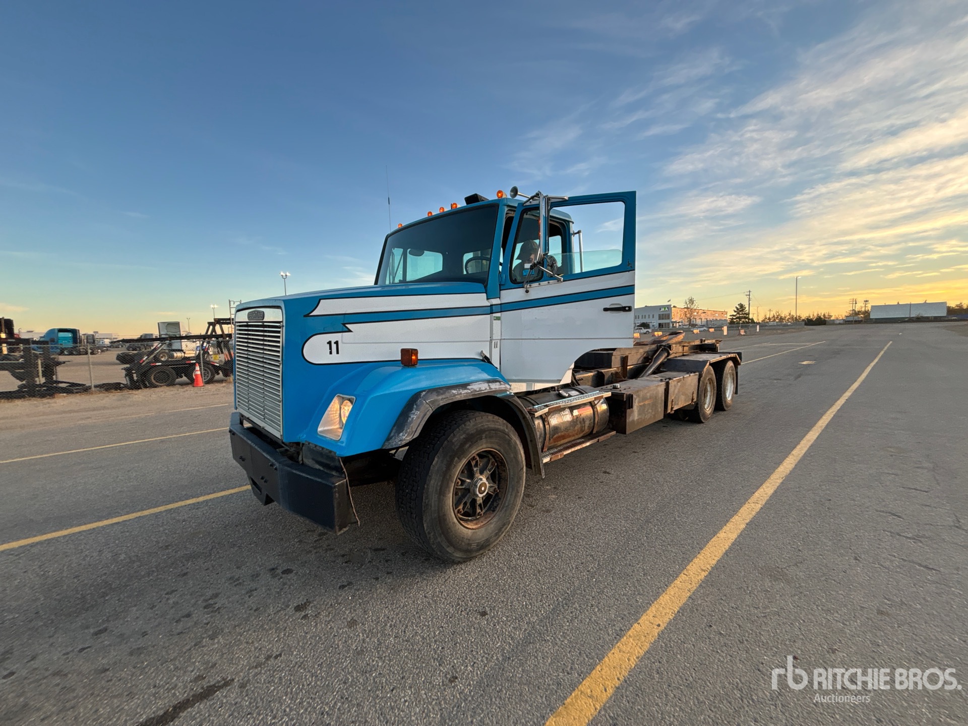 1989 Freightliner FLC 112