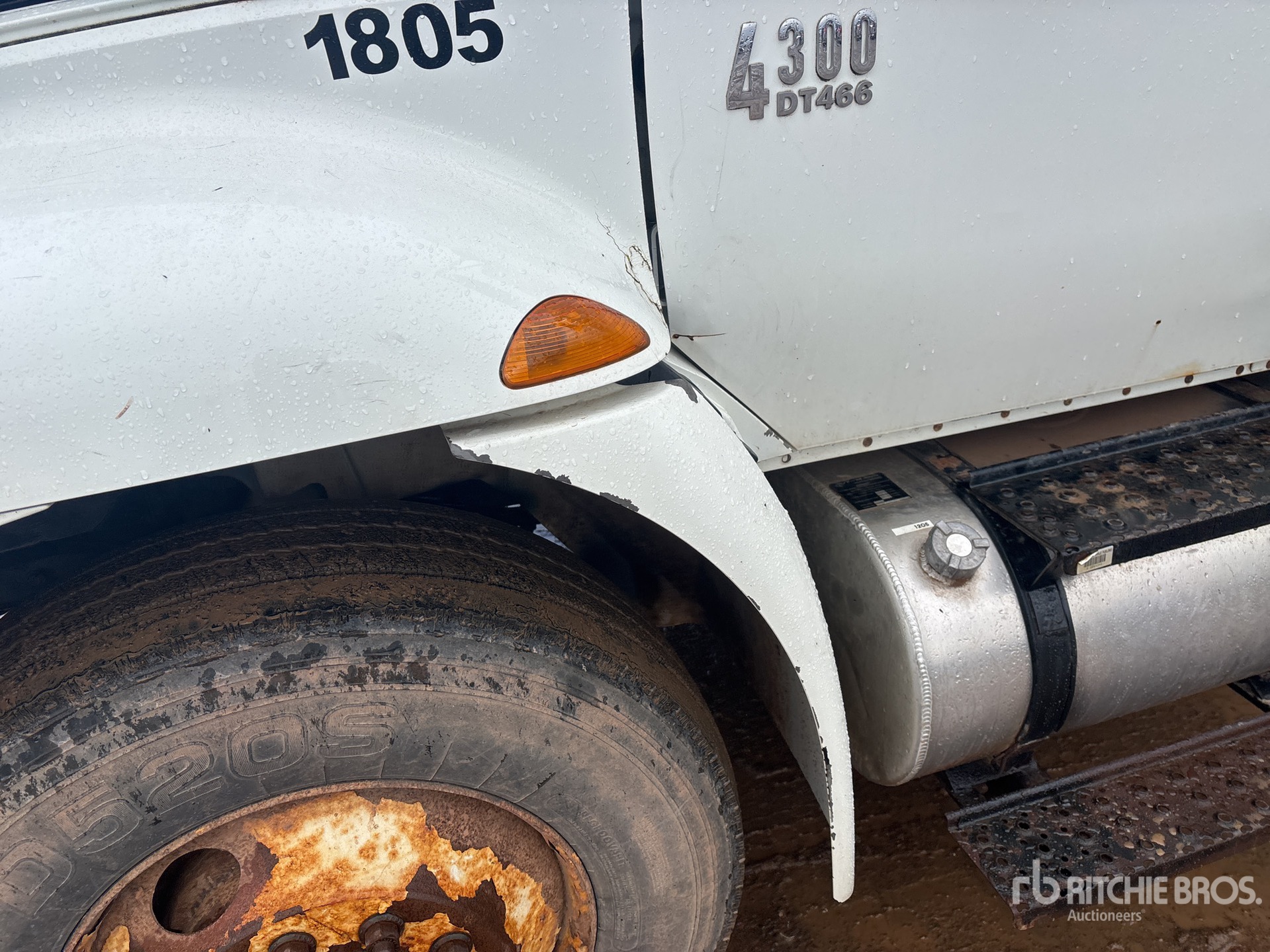 2005 International 4300