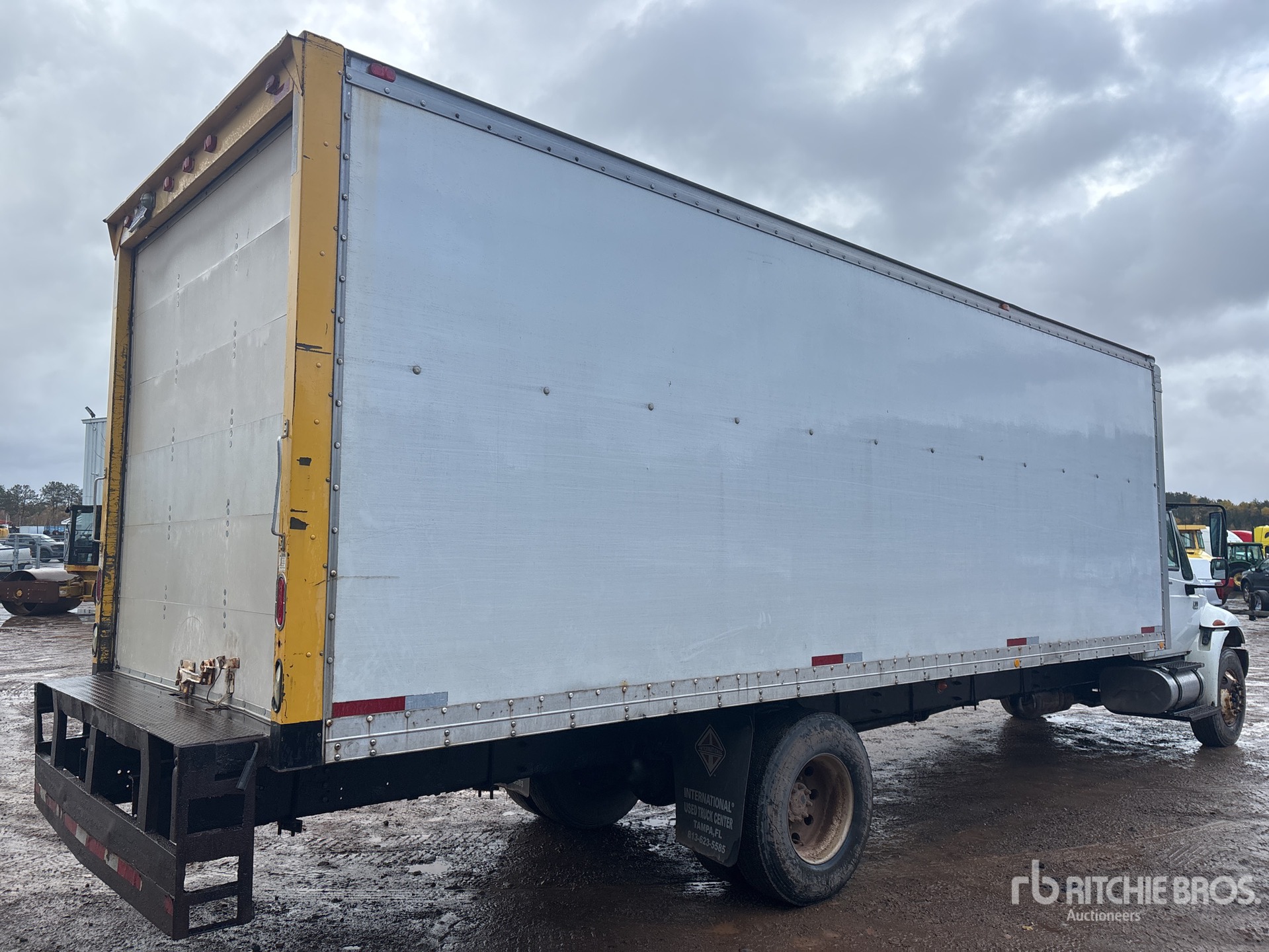 2005 International 4300