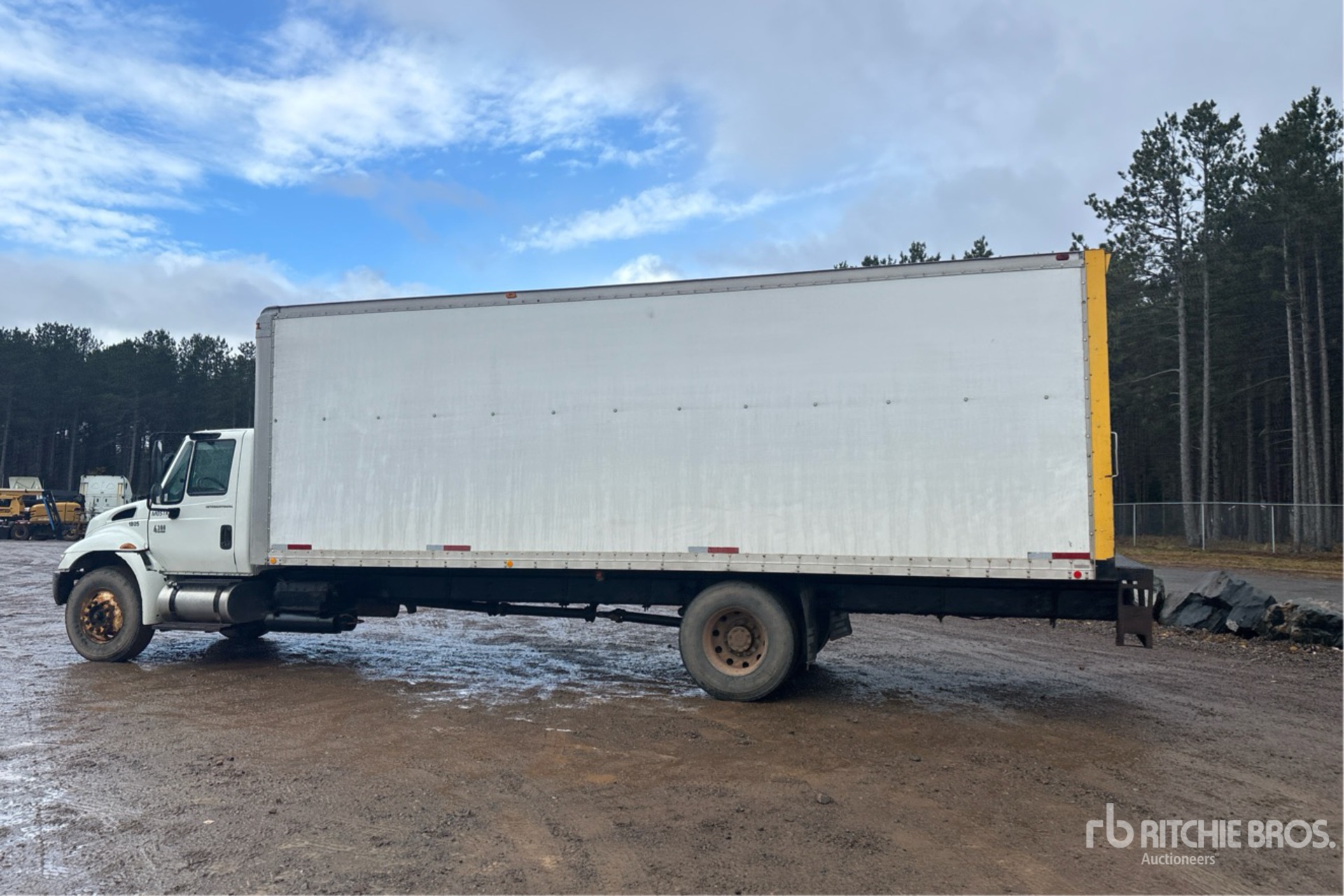 2005 International 4300