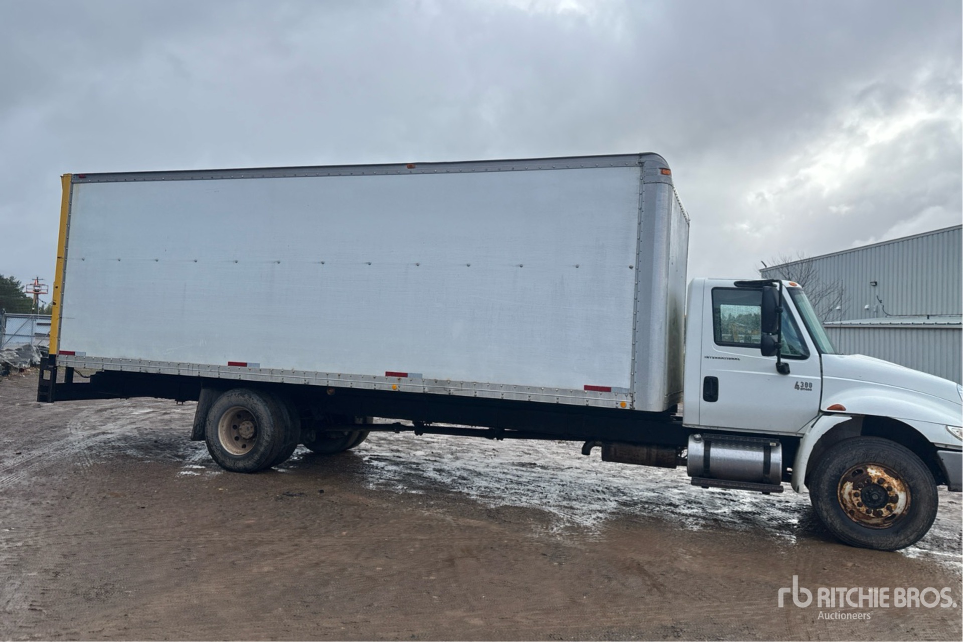 2005 International 4300